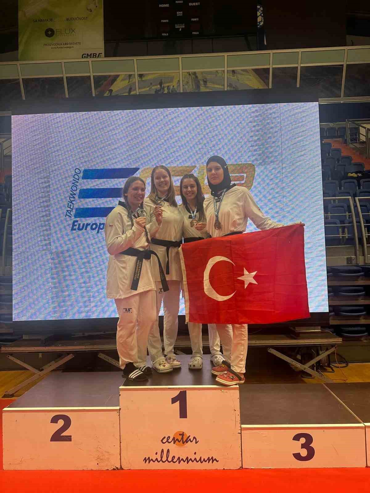 Aydinli Elifnaz Avrupadan Bronz Madalya Ile Dondu Eec2525F8Ab3D4C6F2B35D57F409F5Da