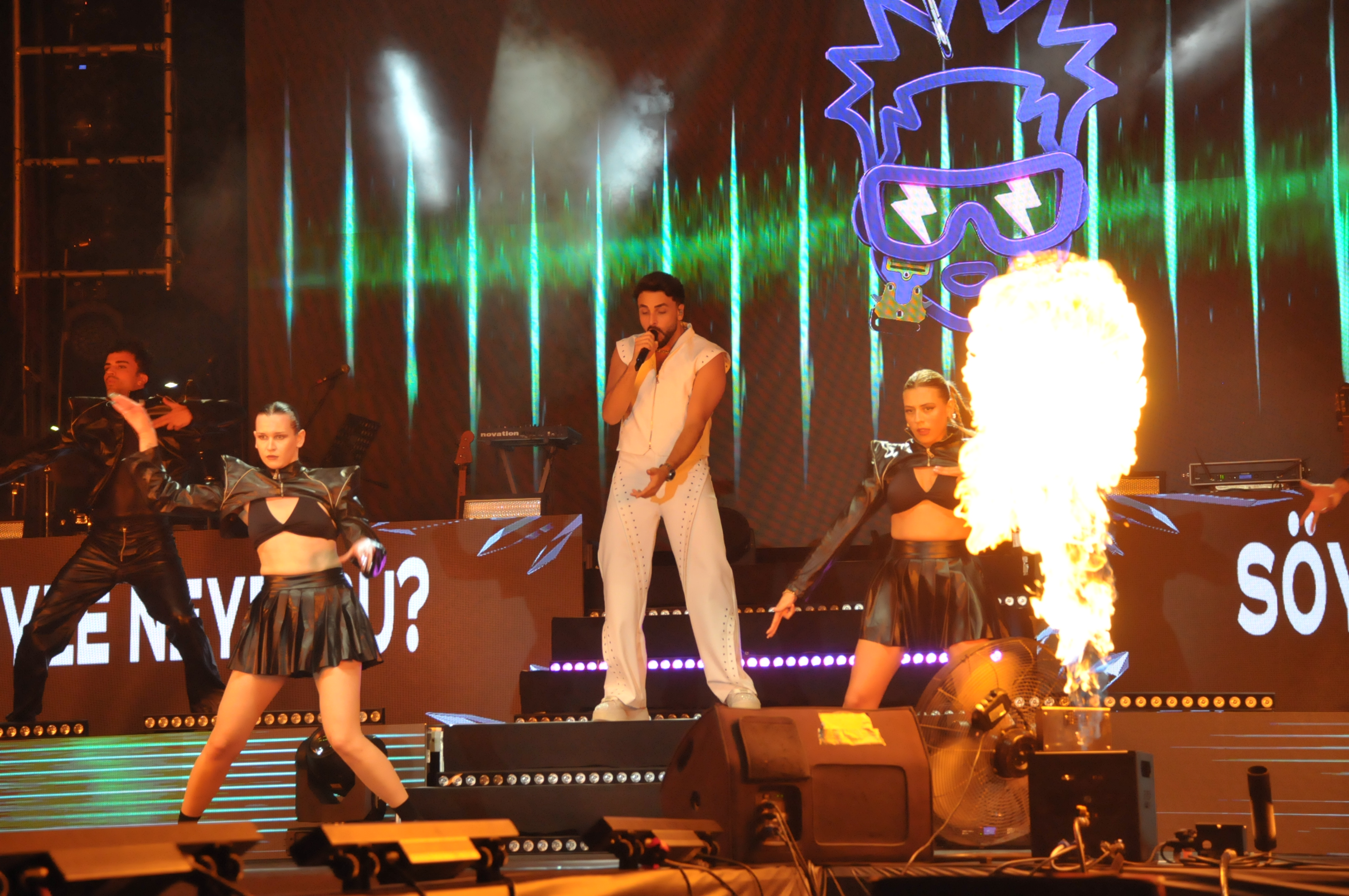 Aydinlilar Sefo Ile Kurtulus Coskusunu Yasadi 597624 Be248Abb686096Eed677592Eeebca3Bb