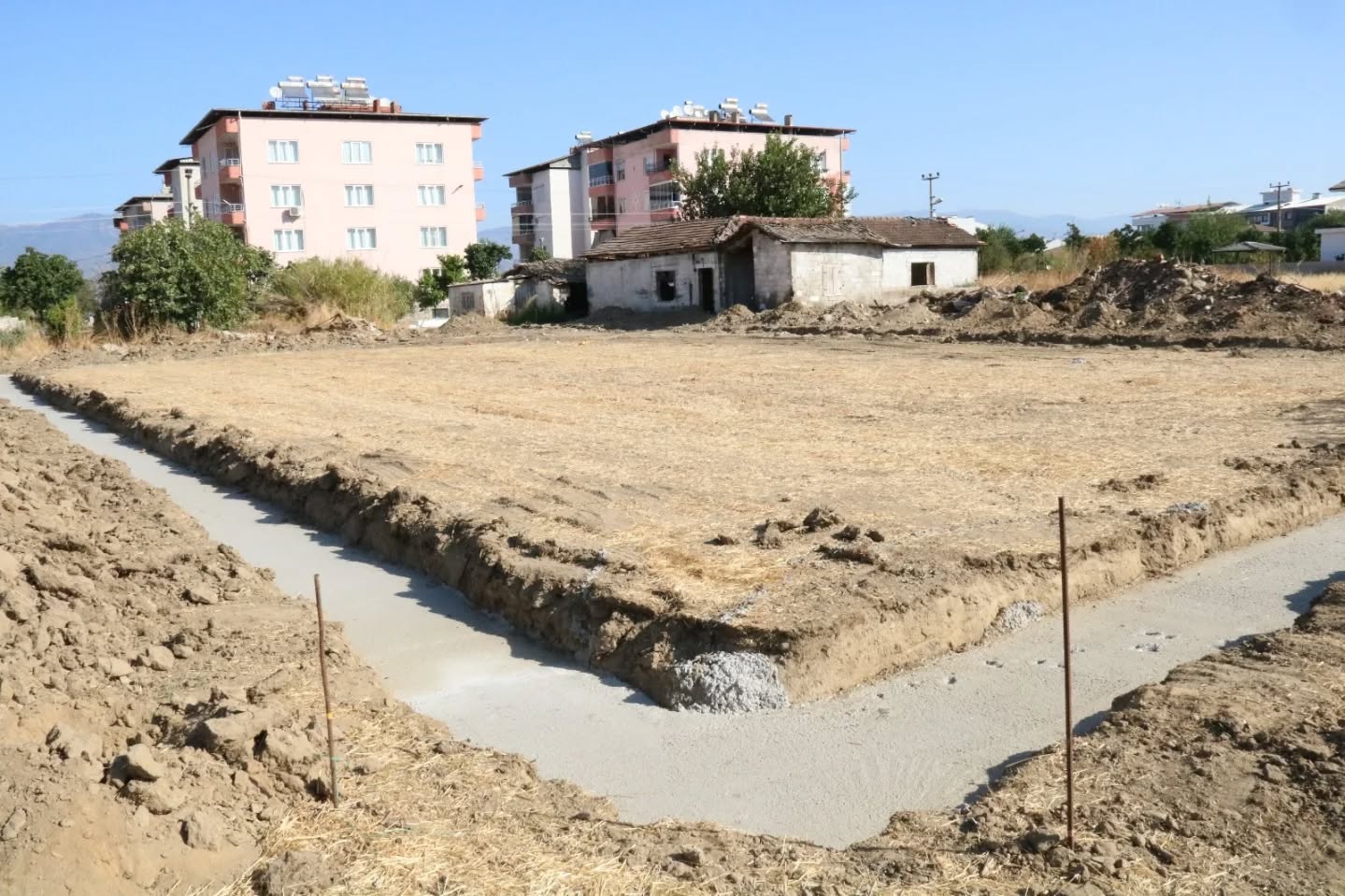 Baskan Ercandan Mujde Hali Saha Yuruyus Yollari Ve Bufe Yolda 595691 160F2Dcb814A7490C0C782659246C10B