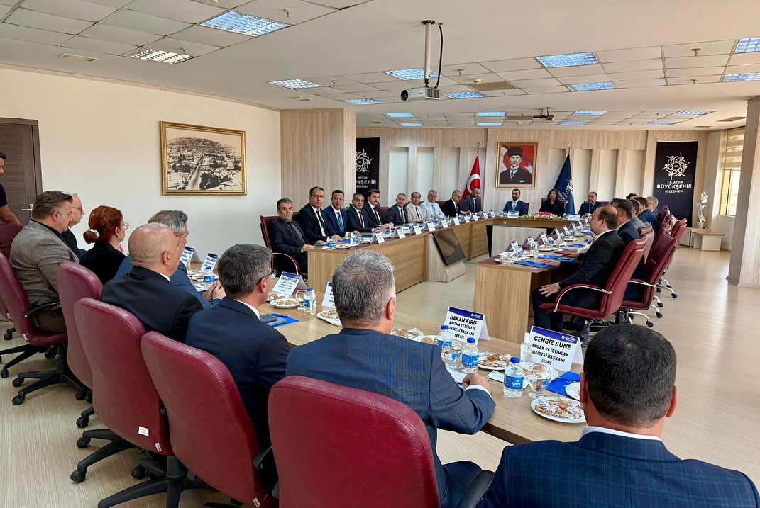 Cercioglu Mudurlerle El Ele Verdi 595870 4C7F1310Bbec9B44812D3Dfc5Fe0C7Fc