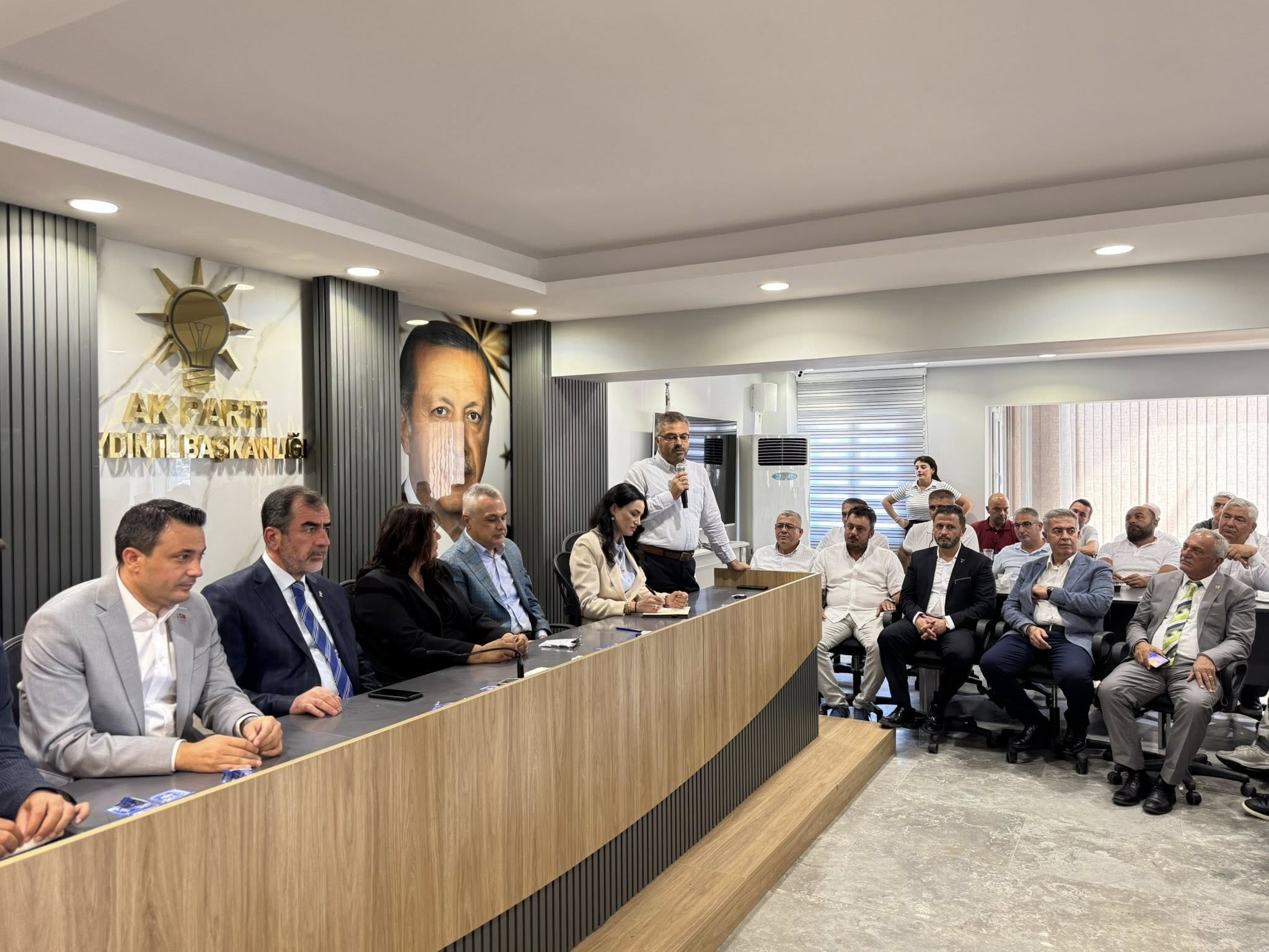 Cercioglundan Ak Partide Ilk Bulusma 595859 E36D29477437F3Aef9183Acfe89Bc8B3