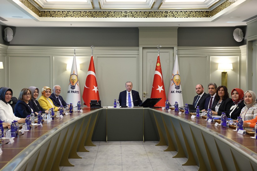 Cumhurbaskani Erdogan Ozlem Cercioglu Ile Bulustu 596173 Fafff749C971A07Ce8C85Dd1Ba62B1Ae