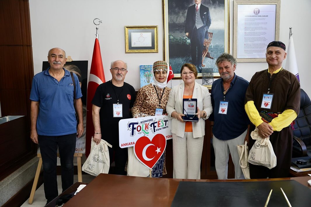 Dahot Festivaline Gelen Ekipleri Baskan Gencayi Ziyaret Etti 596873 Df180D5A05D93A0Cc4142A06C30264B8