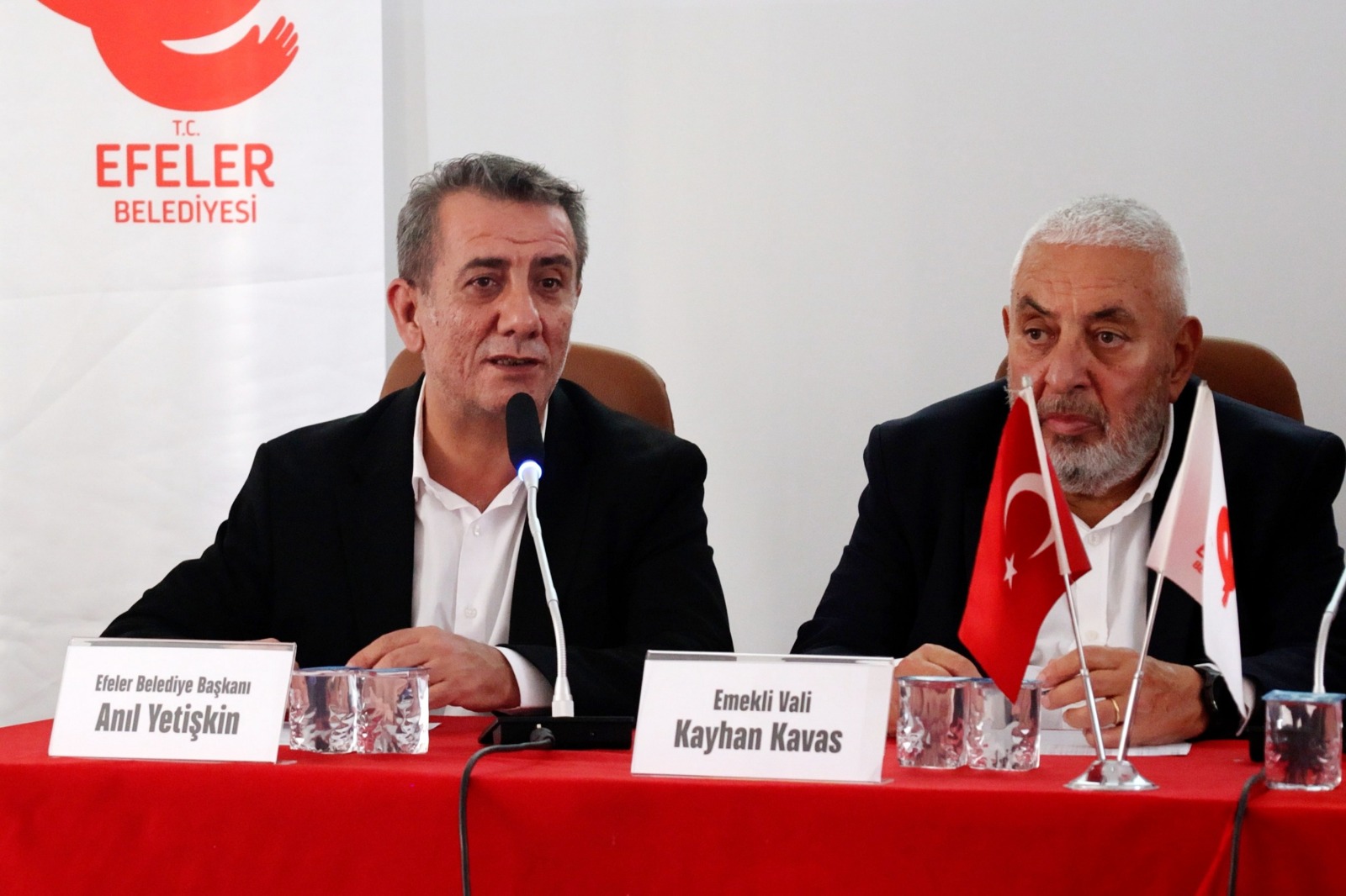 Efe Torunu Vali Kavastan Baskan Yetiskine Tesekkur 601536 A1776D236Af3B072E09Da6E612A068Eb