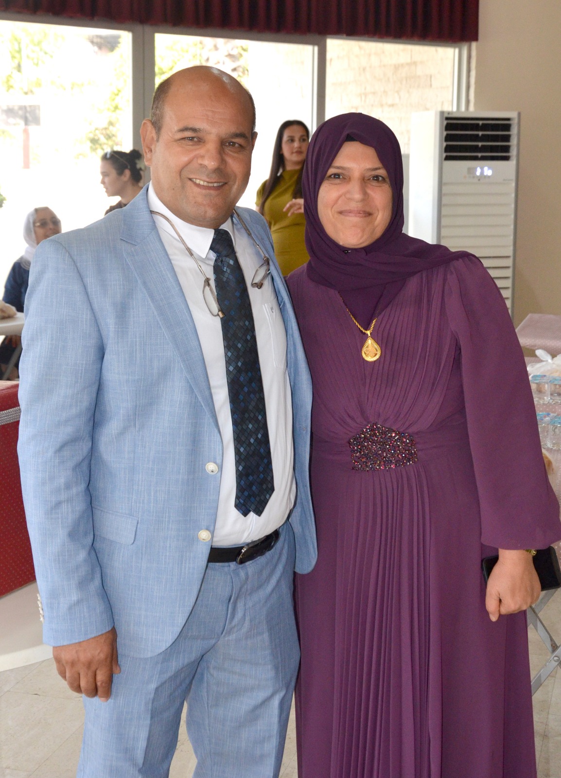 Germencikte Renkli Dugun Altin Yerine Bulasik Sungeri Girgir Taktilar 595892 0E71E544342Fddefab4Aba654A049845