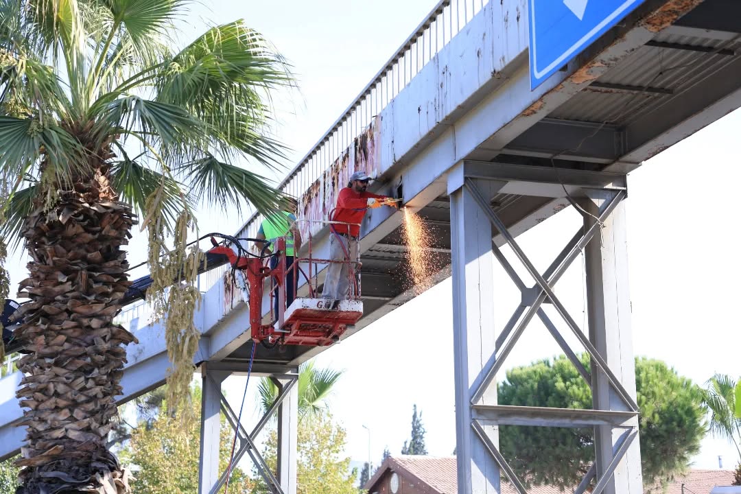 Incirliovada Ust Gecit Mutlulugu 602466 85Ff9334D7221204272Feb8A656D8Fa8