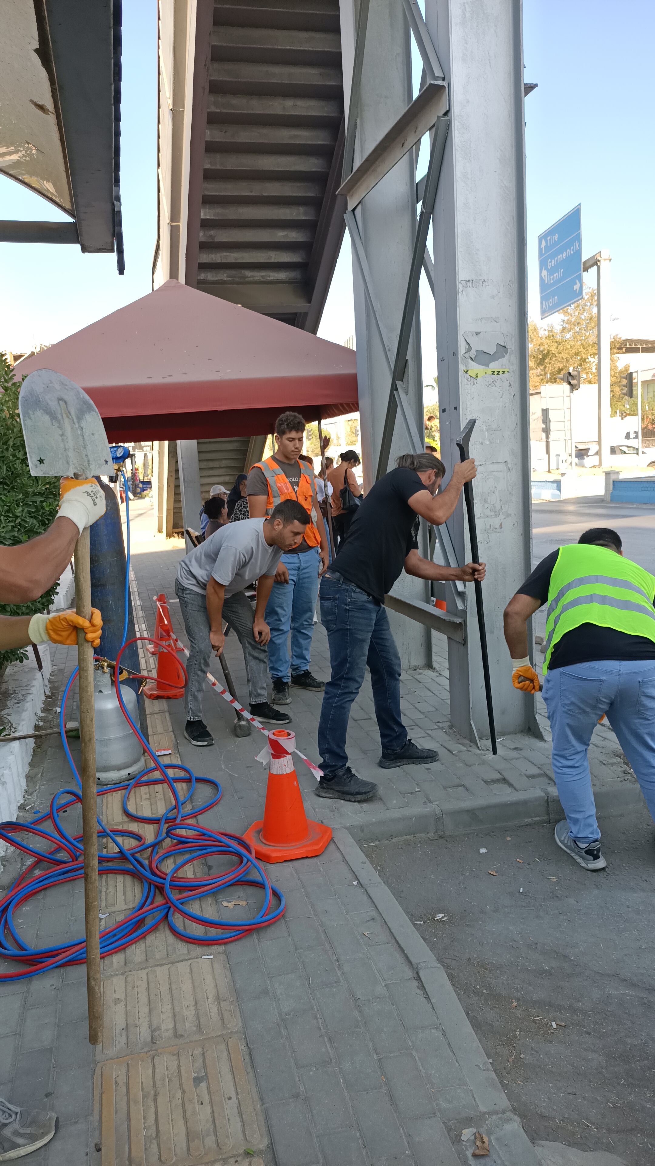 Incirliovadaki Ust Gecit Tarihe Karisiyor Yikimi Basladi 601884 B35E18D43Fe1075C01030527Ec077363