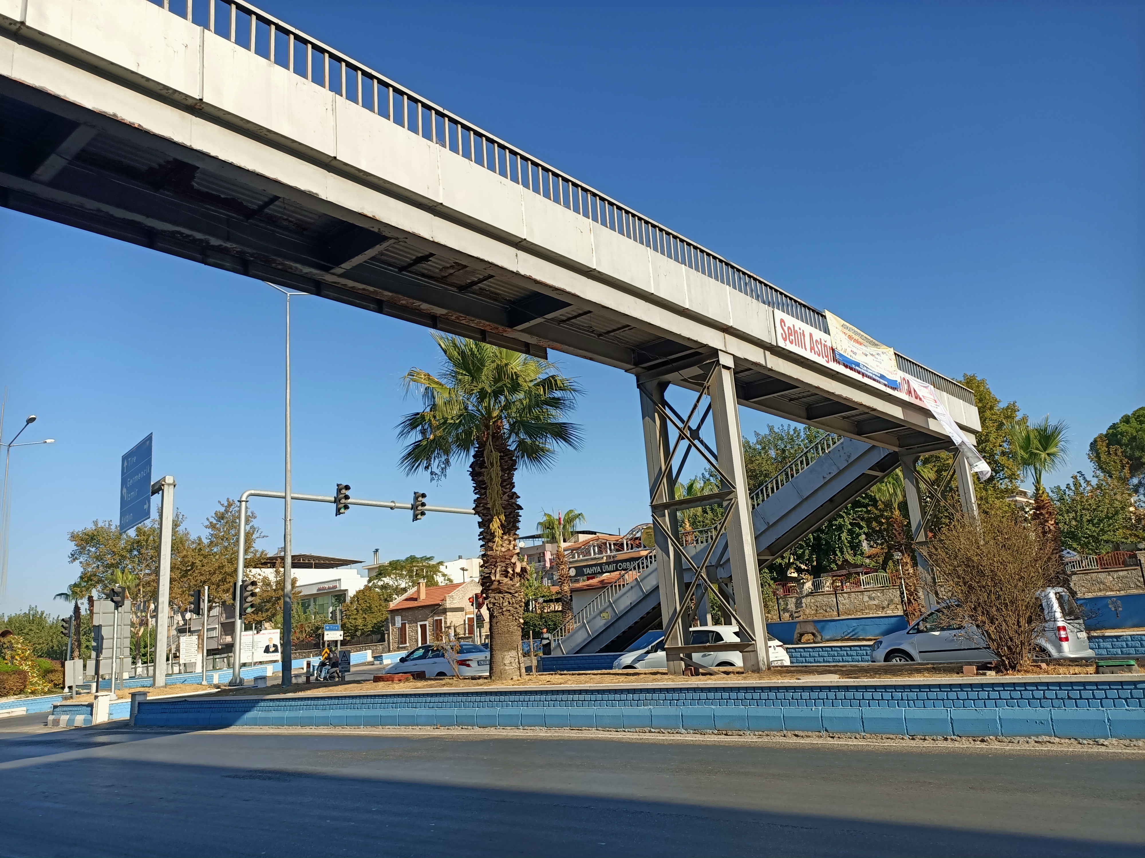 Incirliovadaki Ust Gecit Tarihe Karisiyor Yikimi Basladi 601884 E7E5401233D8A6B3A3D530375A006B56