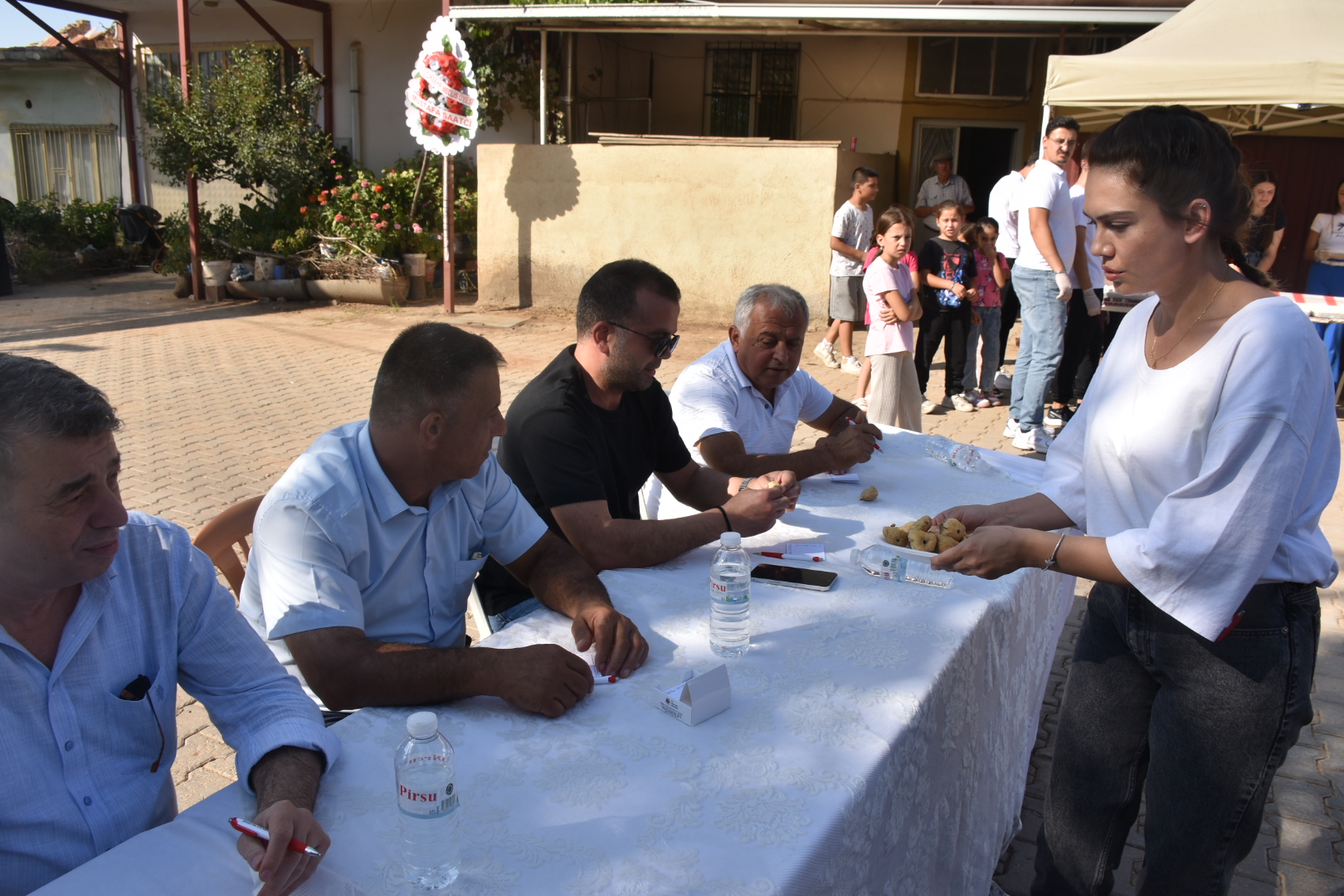 Karacasu Yaykinda Incirler Yaristi 599142 Fdfdacce15F19D7156E32De794B18532