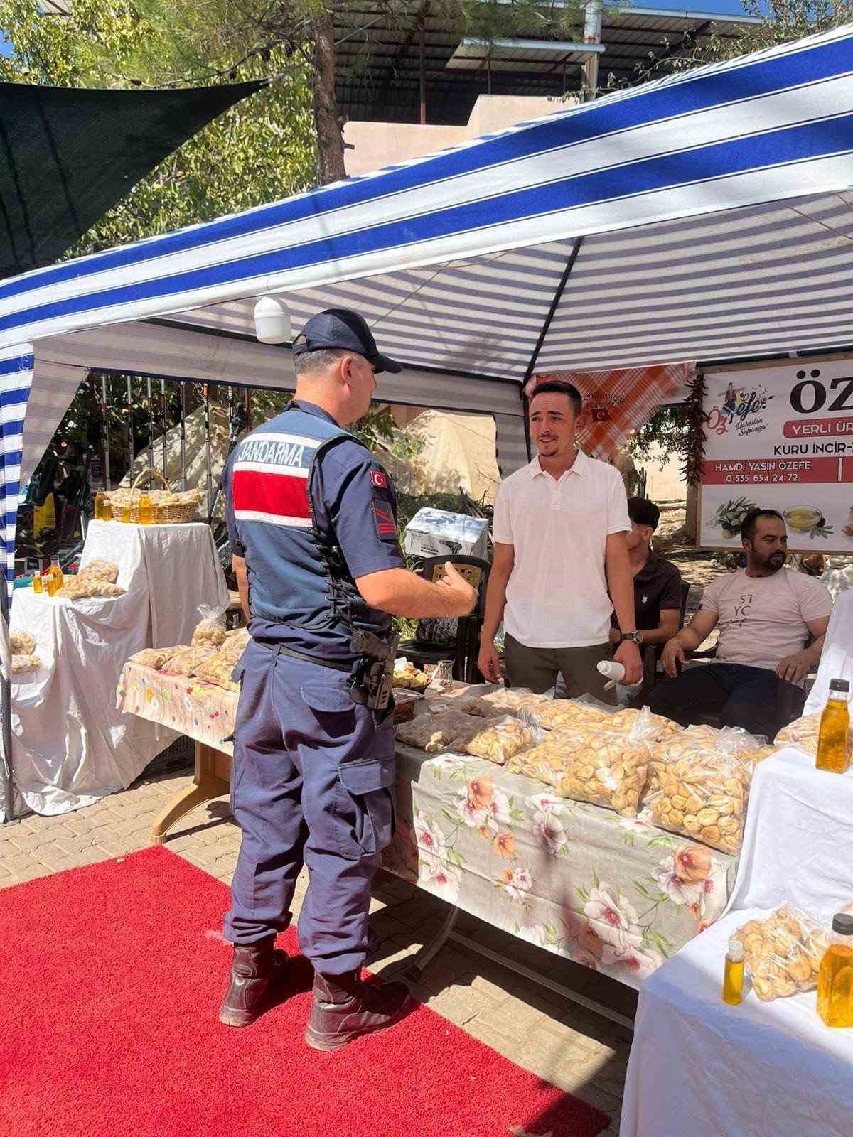 Karacasuda Festival Alaninda Esnafa Guvenli Ticaret Uyarisi Ee322322F18Be6Cdd934255Cc8042E32