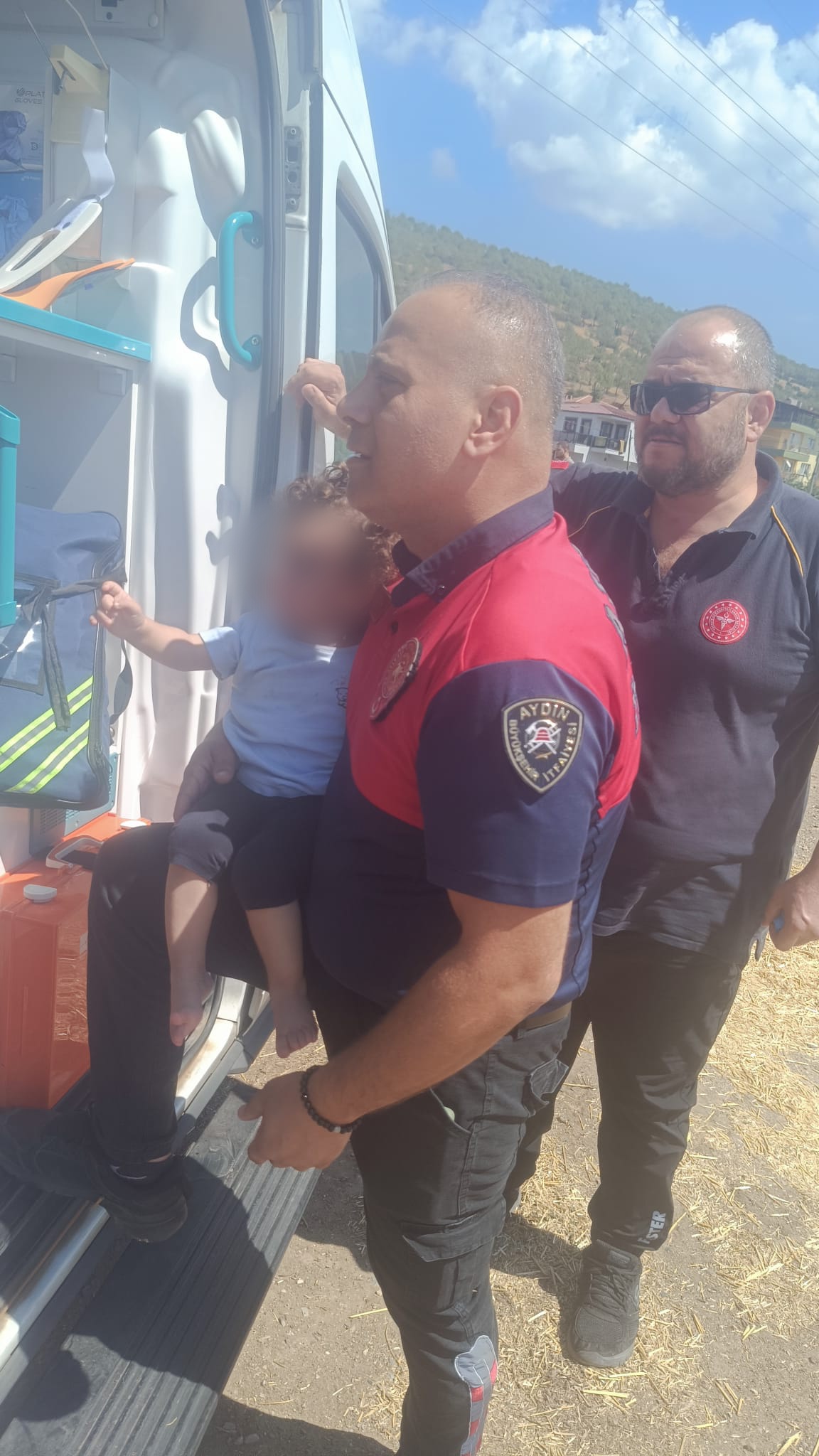 Karacasuda Kaza 1I Cocuk 3 Kisi Yaralandi 597573 Afc3E3F807B7C475595C90490D6Af899