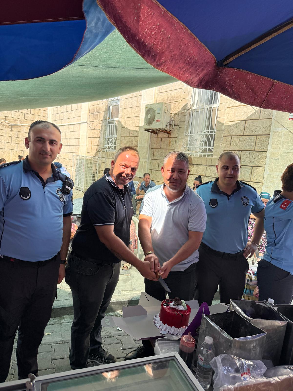 Kavga Ihbarina Giden Zabitalara Pasta Surprizi 596865 5D13A4519Daeddb2Ec9C876959695885