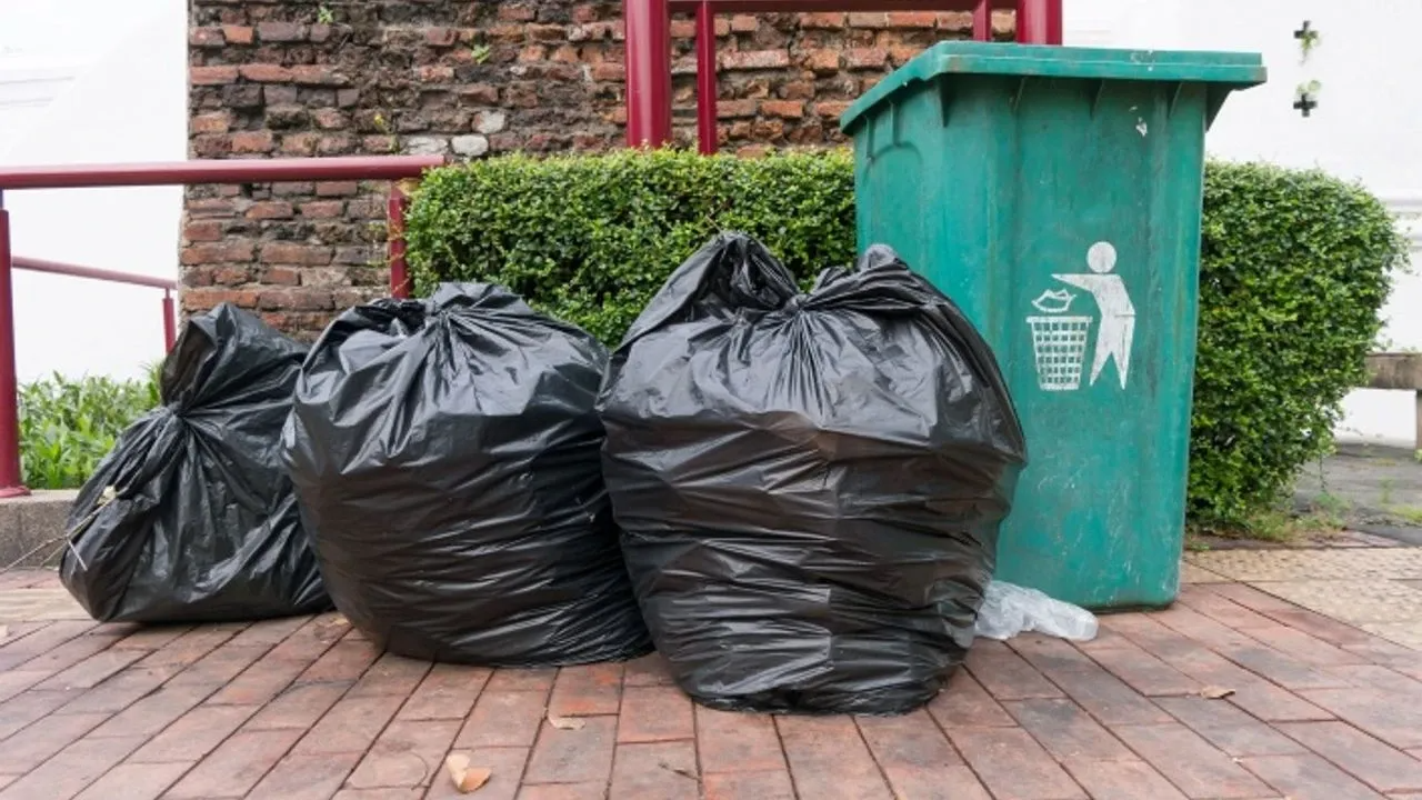 Komsularin Sikayeti Yetiyor 300