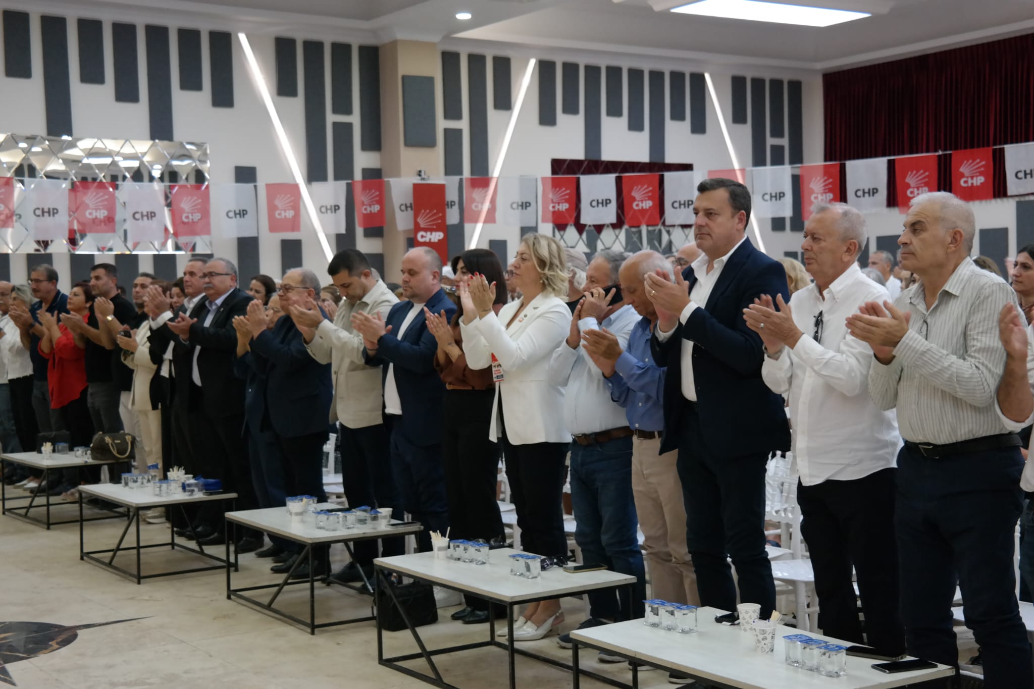 Kusadasi Chpde Baskan Mehmet Gurbilek Guven Tazeledi 601842 B0F819C0364Ae3F4E0658643D1Ef5B1F