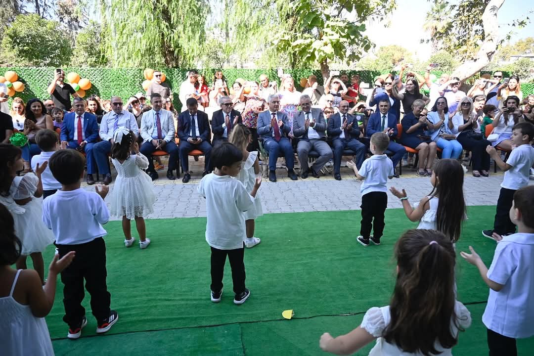 Kusadasinda Ilkogretim Haftasi Torenlerle Kutlandi 597827 3C2D8D8792307D38A918Ba77770C0E2F