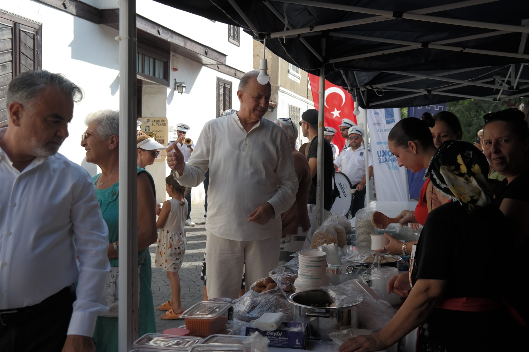 Kusadasinin Kalbi Ikioklu Mahallesinde Atmaya Basladi 598961 16B999399550F5517Ea68592D53F5637