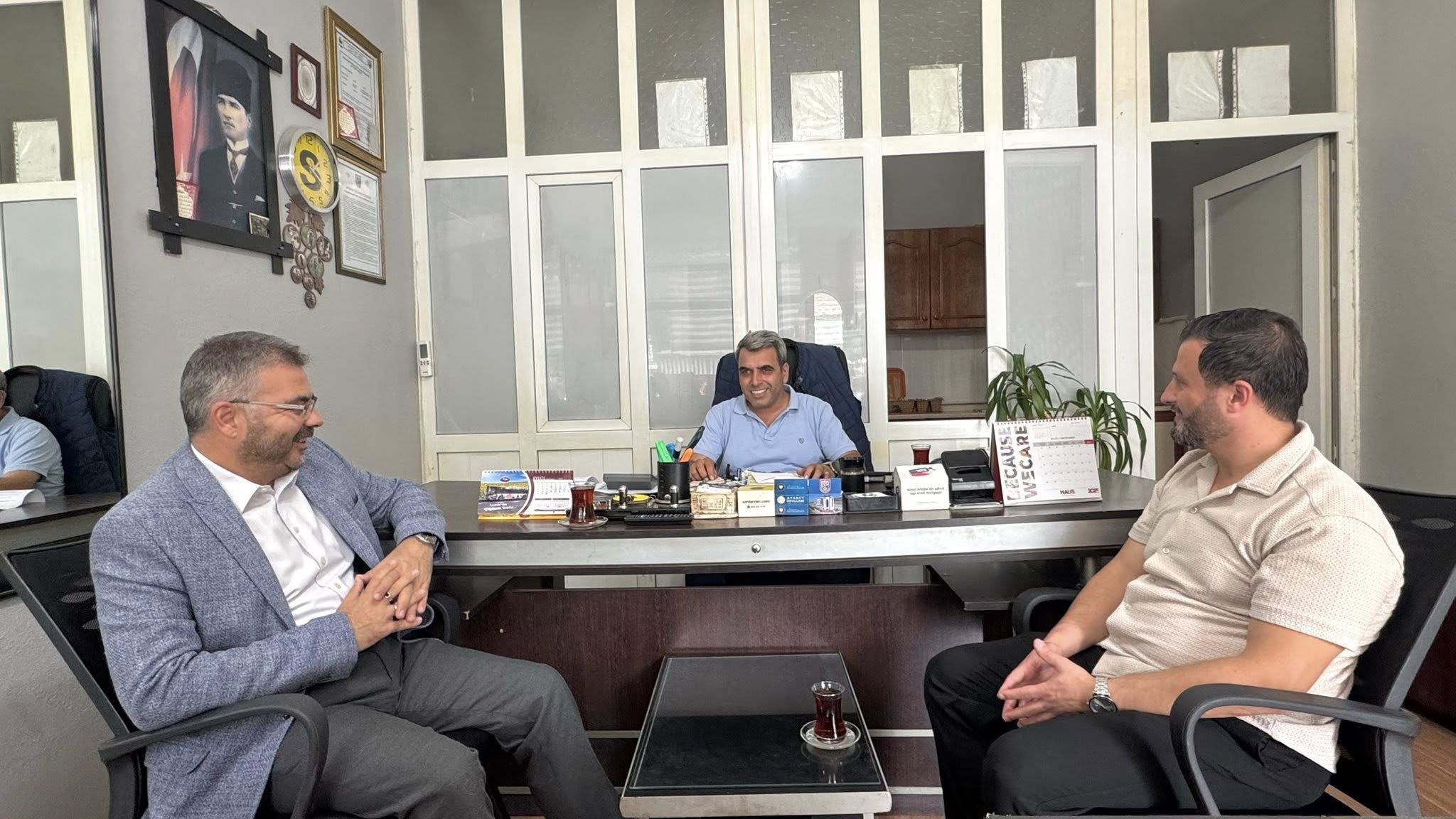 Milletvekili Ozmen Incirliovada Guclu Yarinlara Birlikte Yuruyoruz 603192 556E8653A48Ff7190063100Fbd296C35