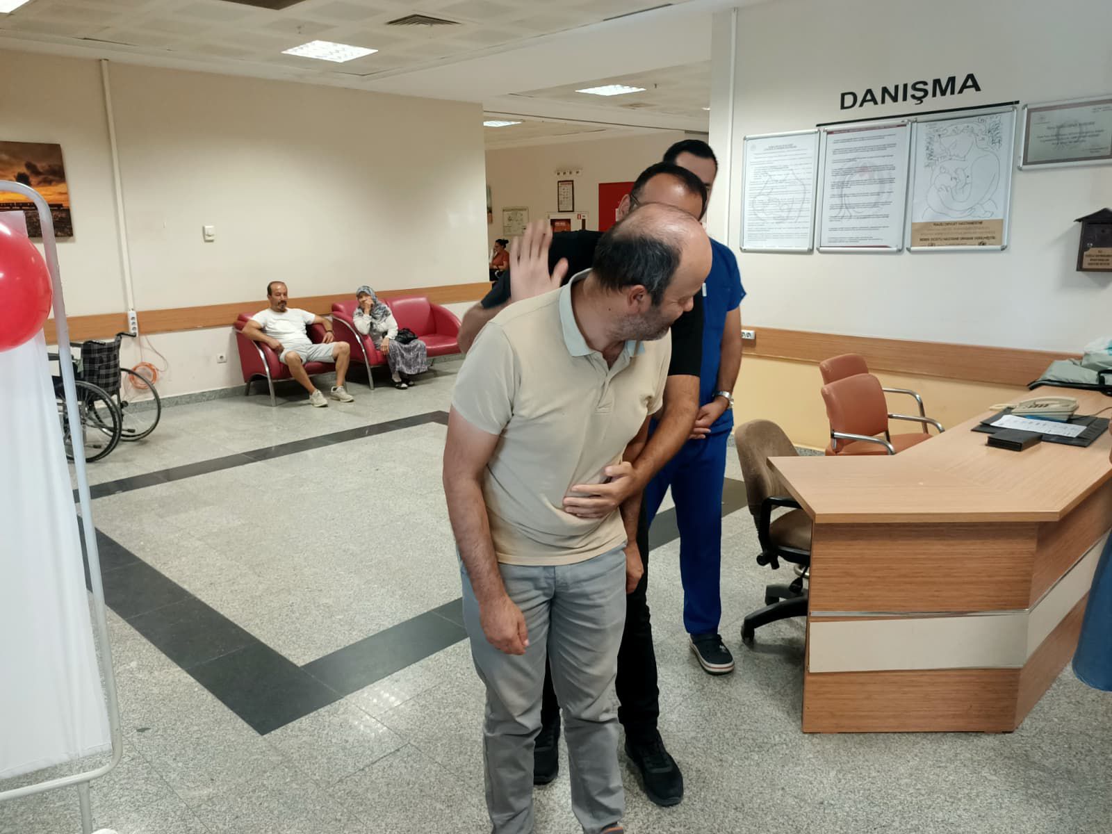 Nazilli Devlet Hastanesinden Ilk Yardim Farkindaligi 599239 8A31823988Add1F24B21390052Af9Bcd