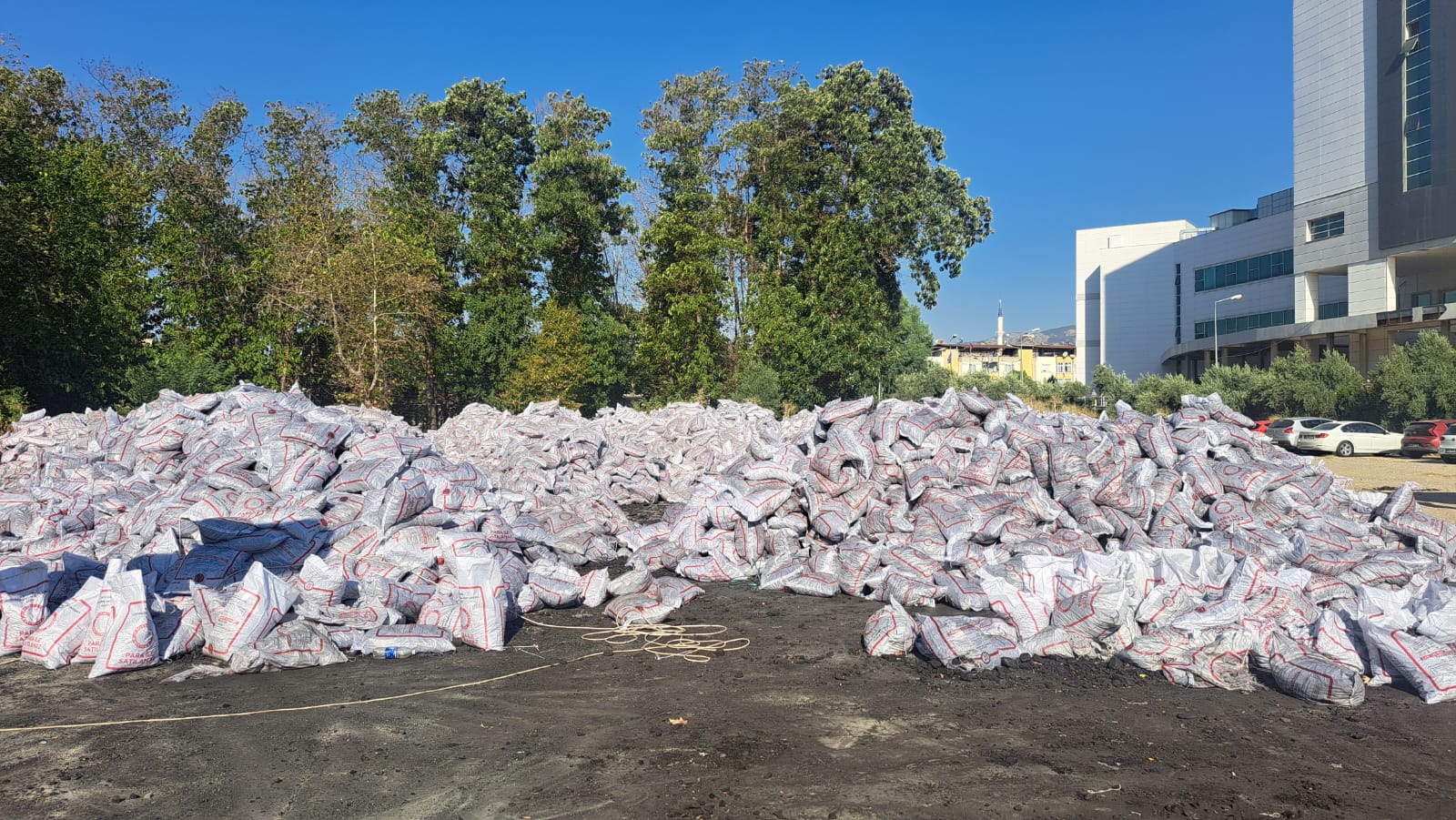 Nazilli Kaymakamligindan Kis Oncesi Komur Destegi 599241 A3Cf1F4D8Fcbeaf9Bde12E22D67F8Bd4