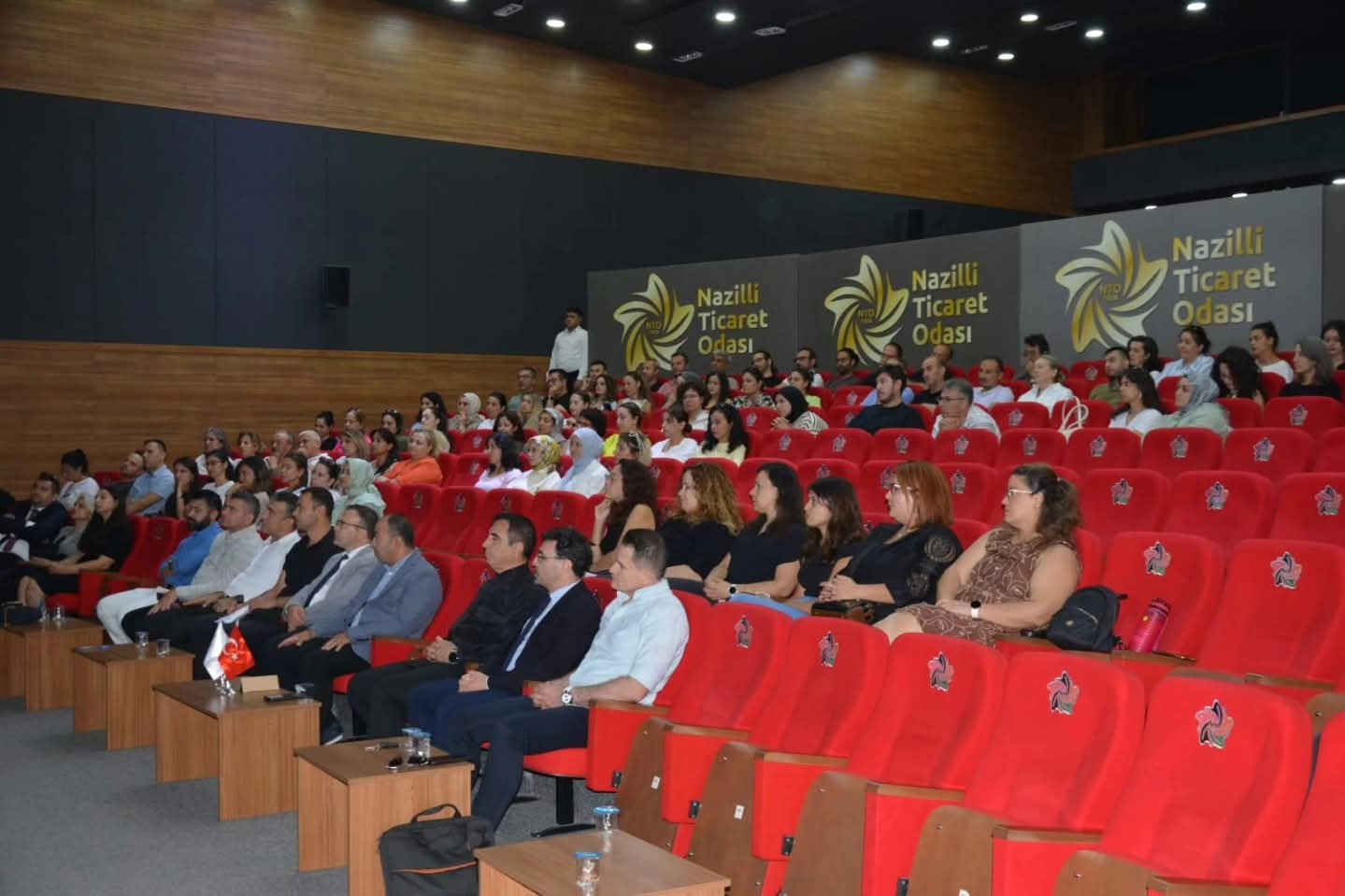 Nazillide Rehber Ogretmenler Bulustu Gazete 602481 E6Acd78E4A98139Dd3Beb8Fb6C998A75