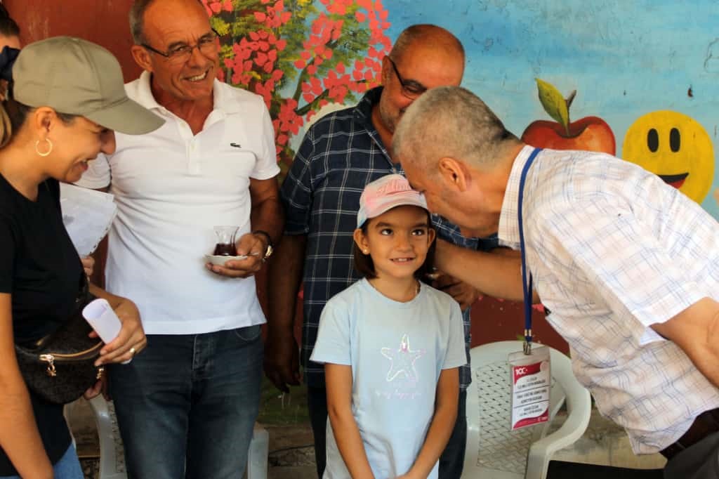 Ogrencilerden Efelerdeki Akademilere Yogun Ilgi A14Ff1A28C8398C580A7B362D716Cc32