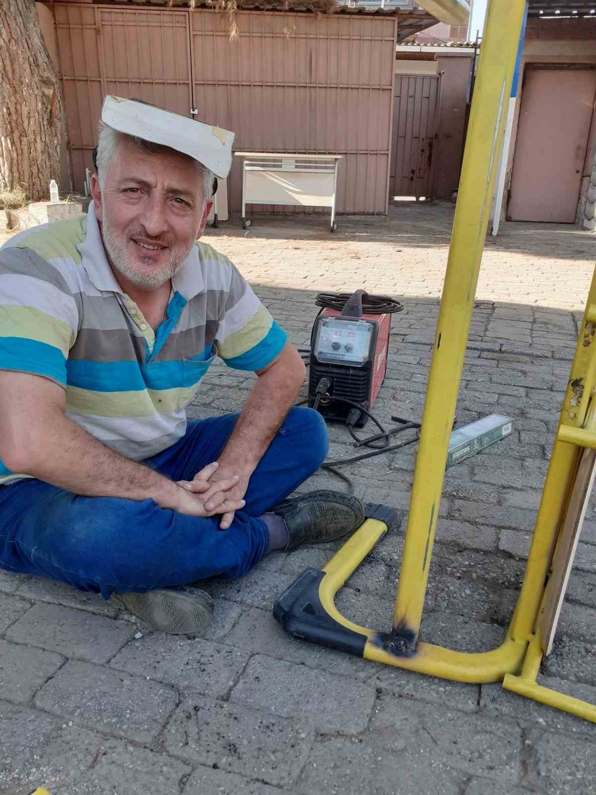 Ogrencileri Icin Kaynak Makinesinin Basina Gecti 371Acebafcb4273422D4442E45029194