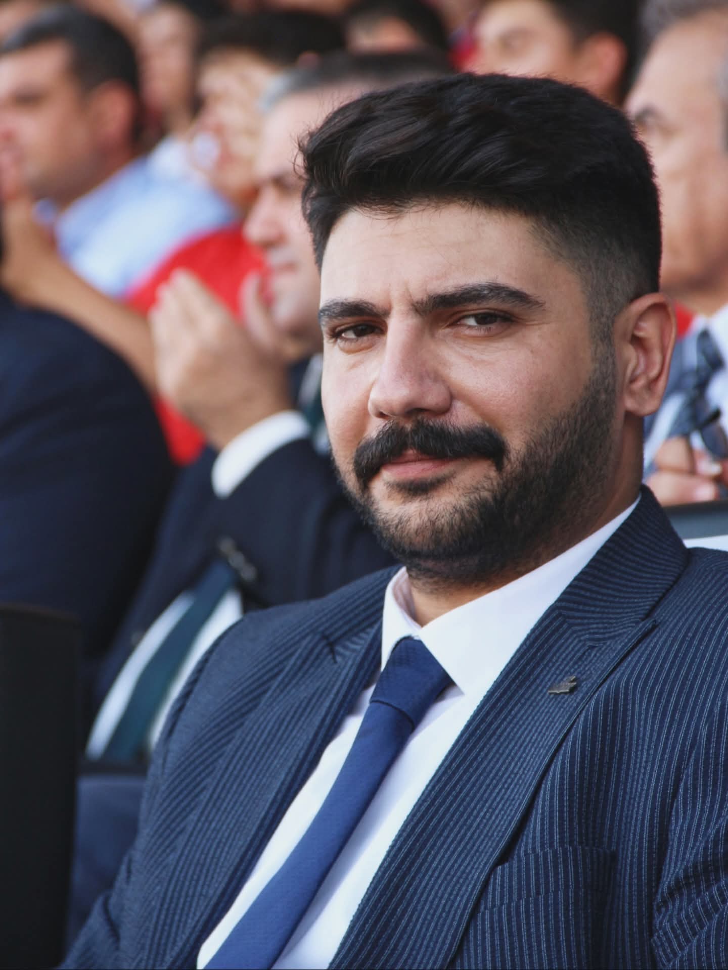 Ozipekten Chpye Sabotaj Tepkisi 598955 67727Fc7D8A9Adbad5A6Bfd543009194