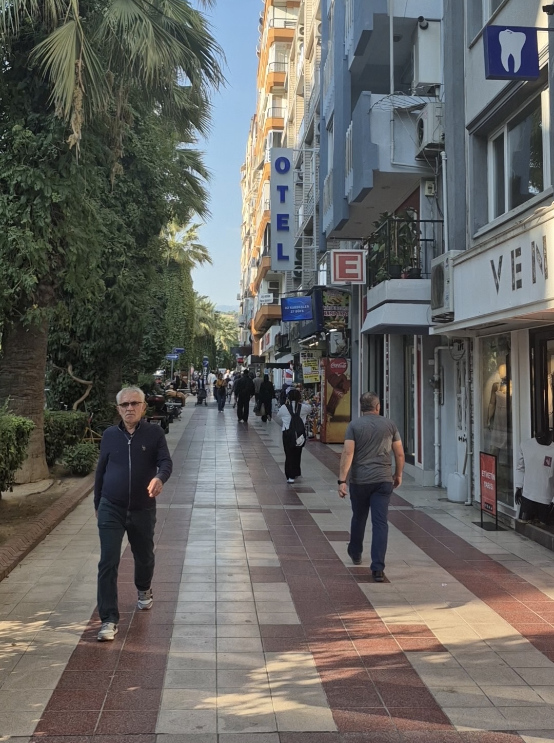 Adnan Menderes Bulvarindaki Degisme Esnaf Ve Vatandaslardan Tam Destek 607028 C4Db8Bd44Ef541Ea673D4A0Da5Cee1Bd-1