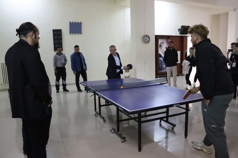 Adude Liderlik Ve Vizyon Soylesisinin Konugu Baskan Tetik Oldu 610883 2A0Ae23C1Ad21A2Ef6D7005B1E1720Eb