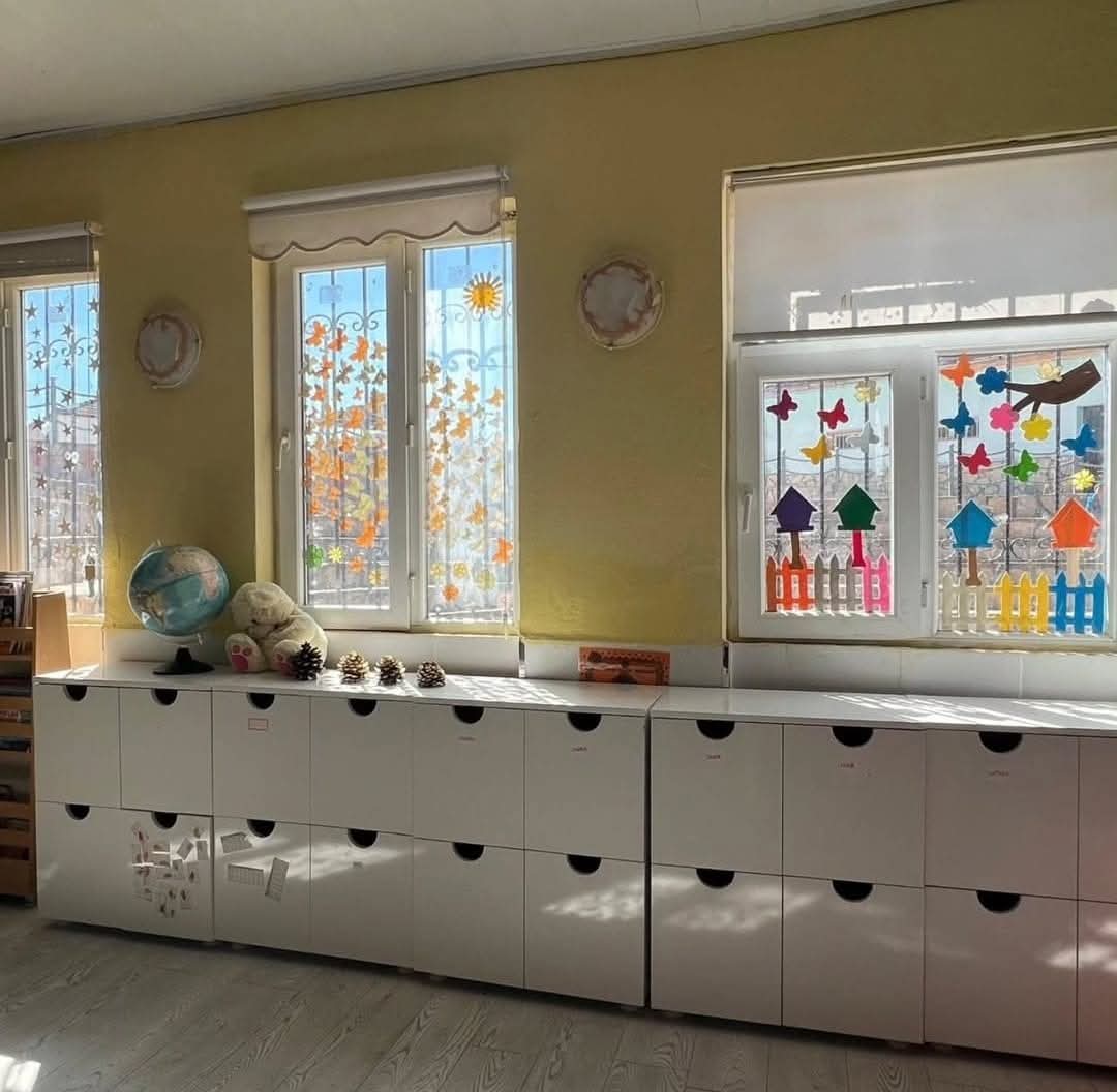 Akyenikoy Ilkokulu Anasinifini Hayirsever Eli Degdi 606457 6495D934D33443C0580Ce118887F546A