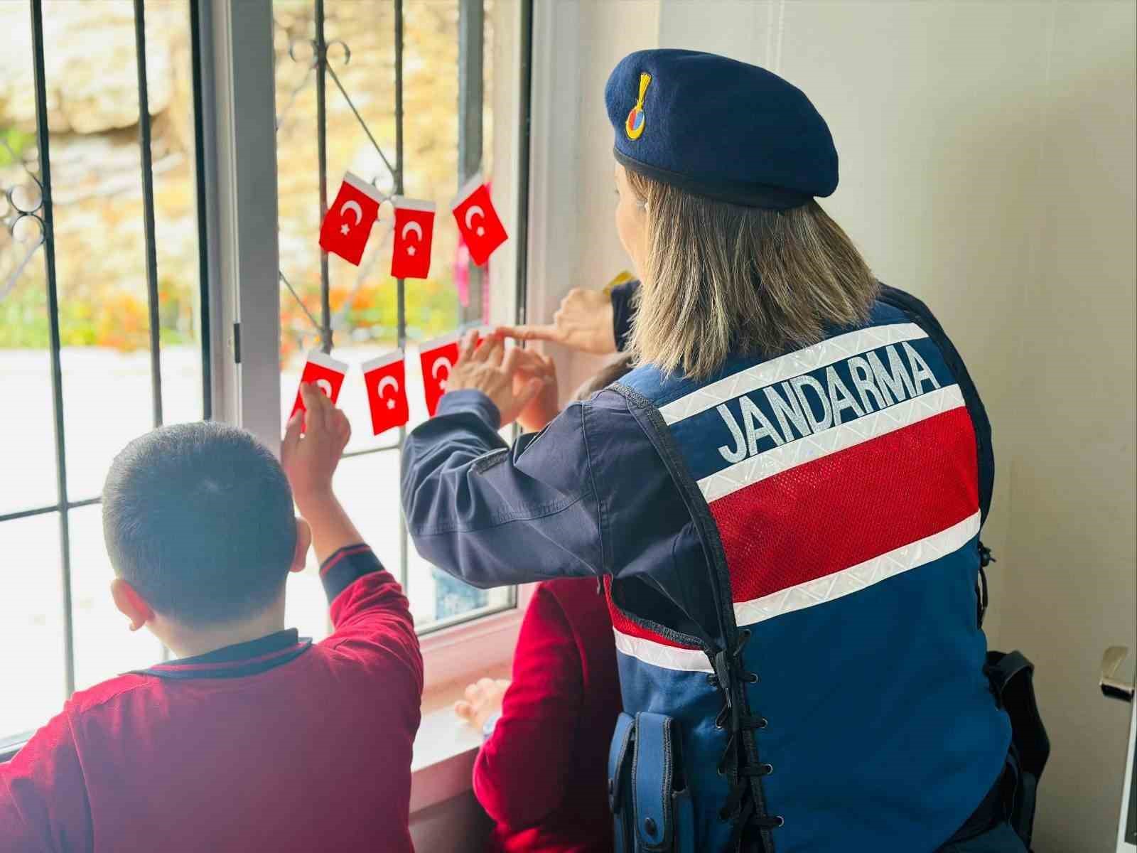 Arpadere Ilkokulunda Cumhuriyet Coskusu Yasandi A22D99892Fbeaacf7770F11A9Db3C7F7