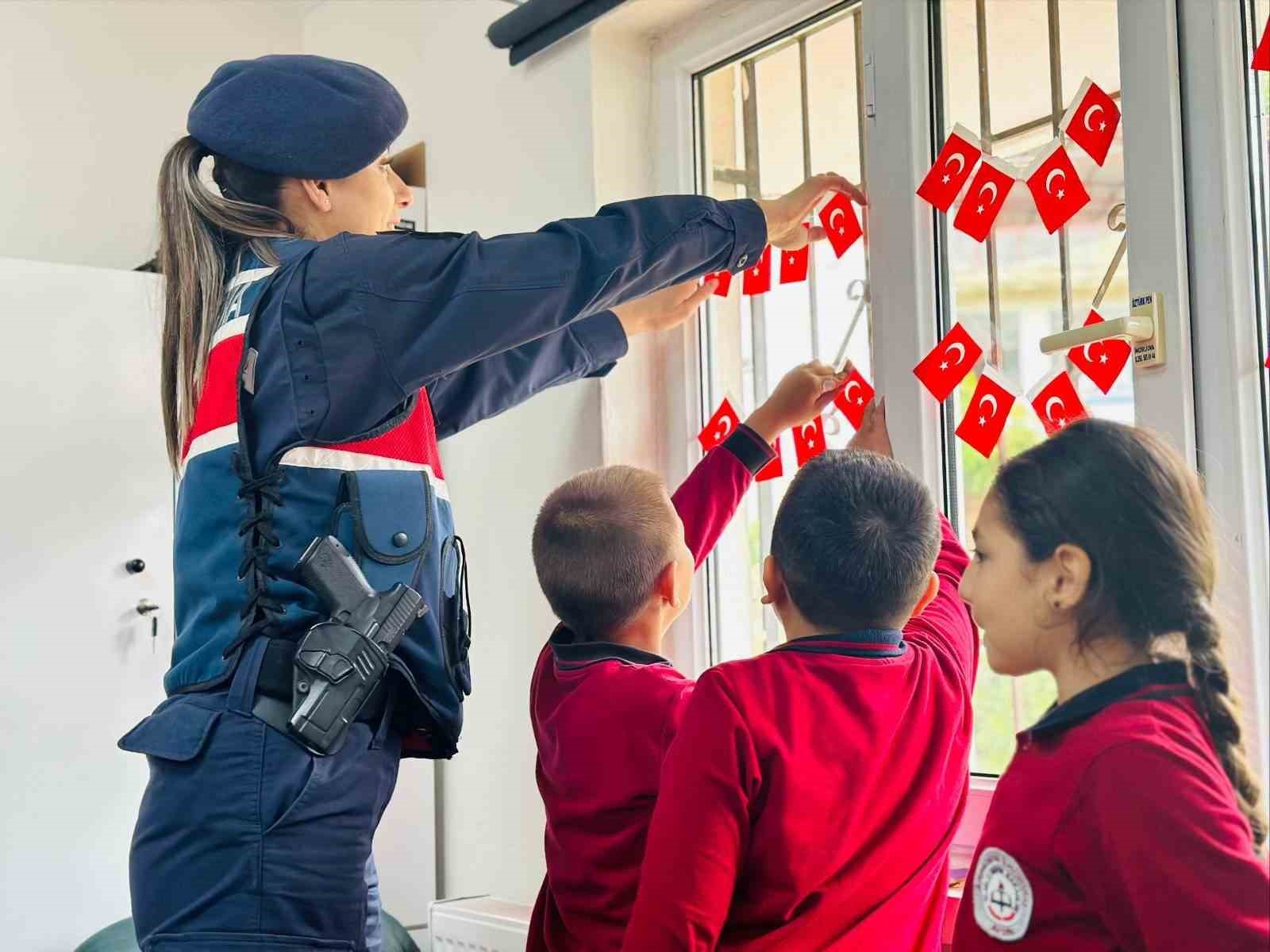 Arpadere Ilkokulunda Cumhuriyet Coskusu Yasandi E83019475Acac5Aff8E5E00Cd924Cbea