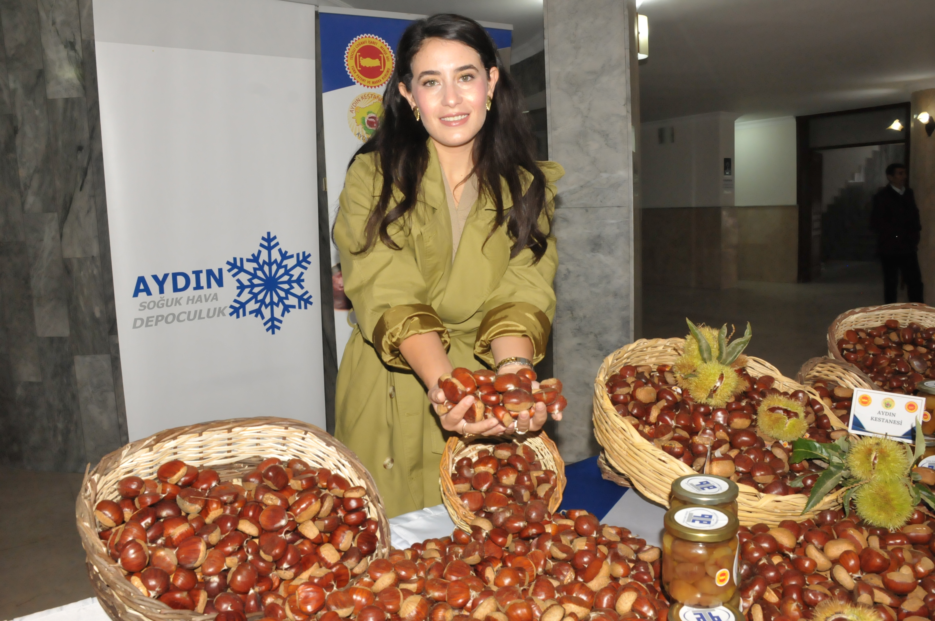 Atb Sezonun Ilk Kestanesini 550 Liradan Aldi 608321 40D9C2214D6Ceb727C2D7F40Edbf05Fc