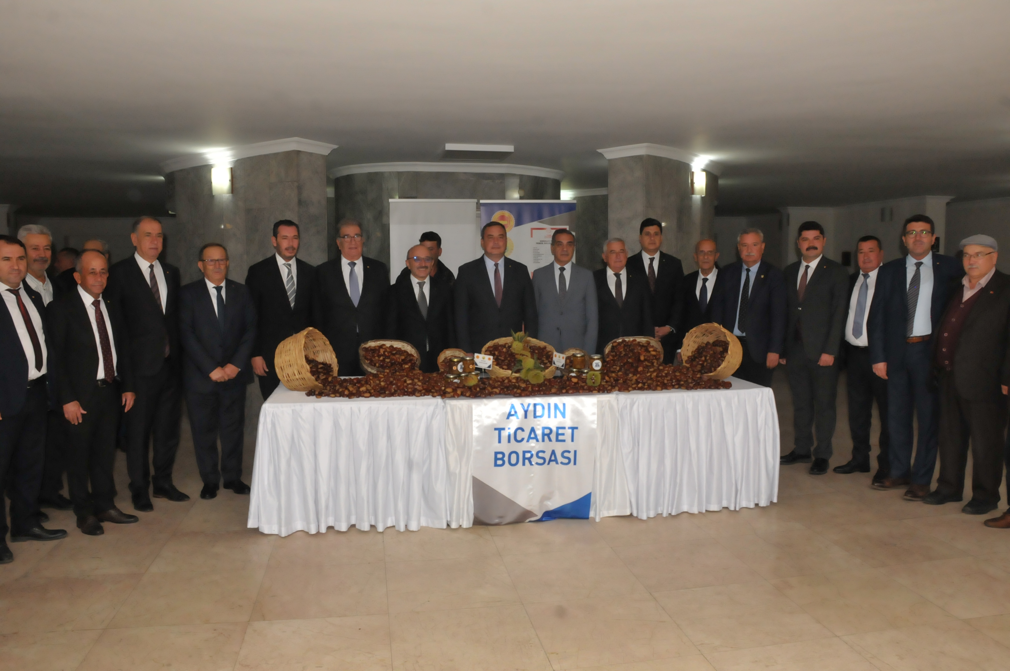 Atb Sezonun Ilk Kestanesini 550 Liradan Aldi 608321 9B485Dd0873429Bbb4Ad5Ae5B7Be8C51