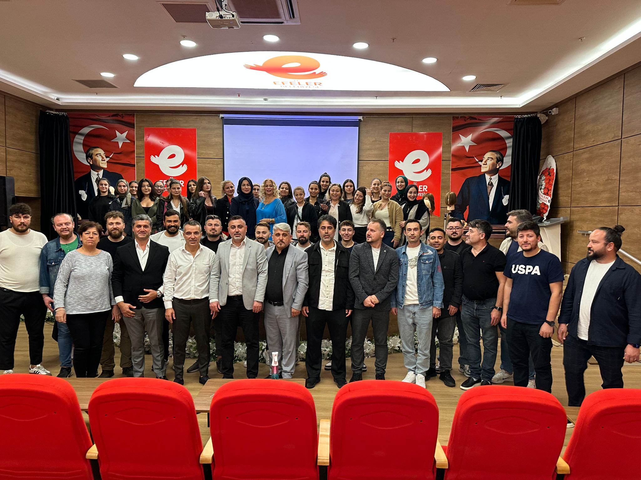 Aydin Berberler Ve Kuaforler Odasindan Uyelerine Egitim 608747 365E5F6909E8E2E81F74030A58E000B7