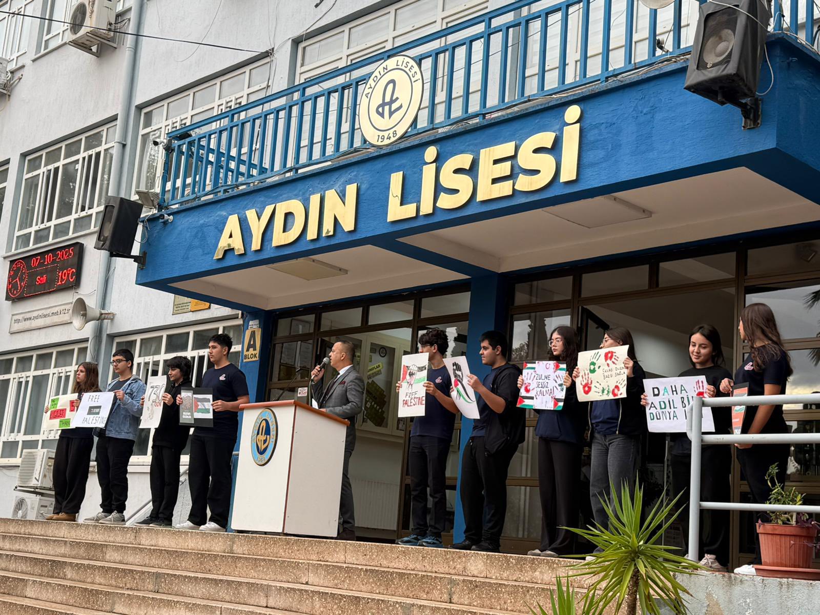 Aydin Lisesi Gazzenin Sesi Oldu 604818 769C50143Da67C104Cb2070082B869A7