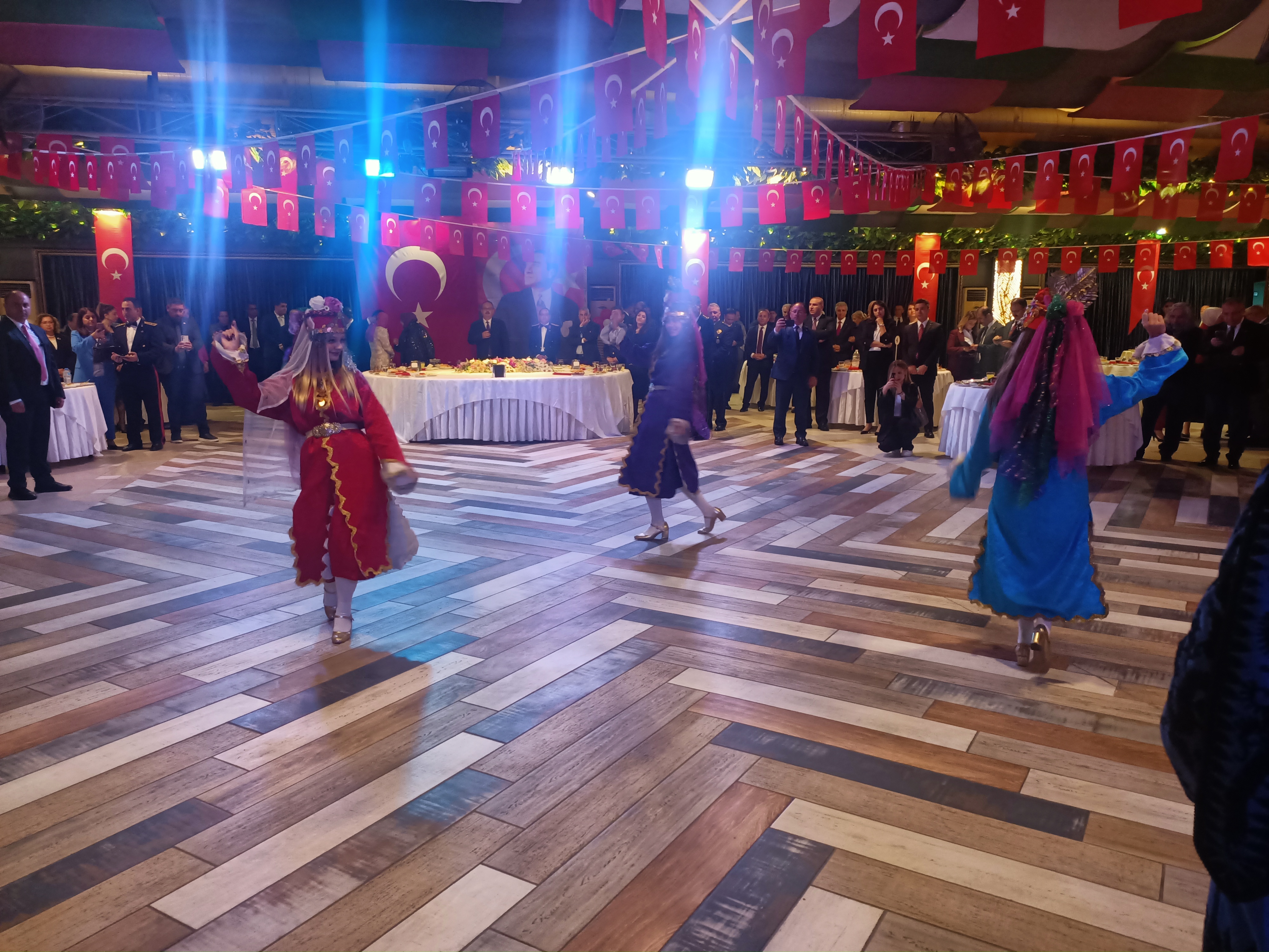 Aydinda Cumhuriyet Coskusu Taclandi 610417 03Ede798D255470391D7Ca271012C350