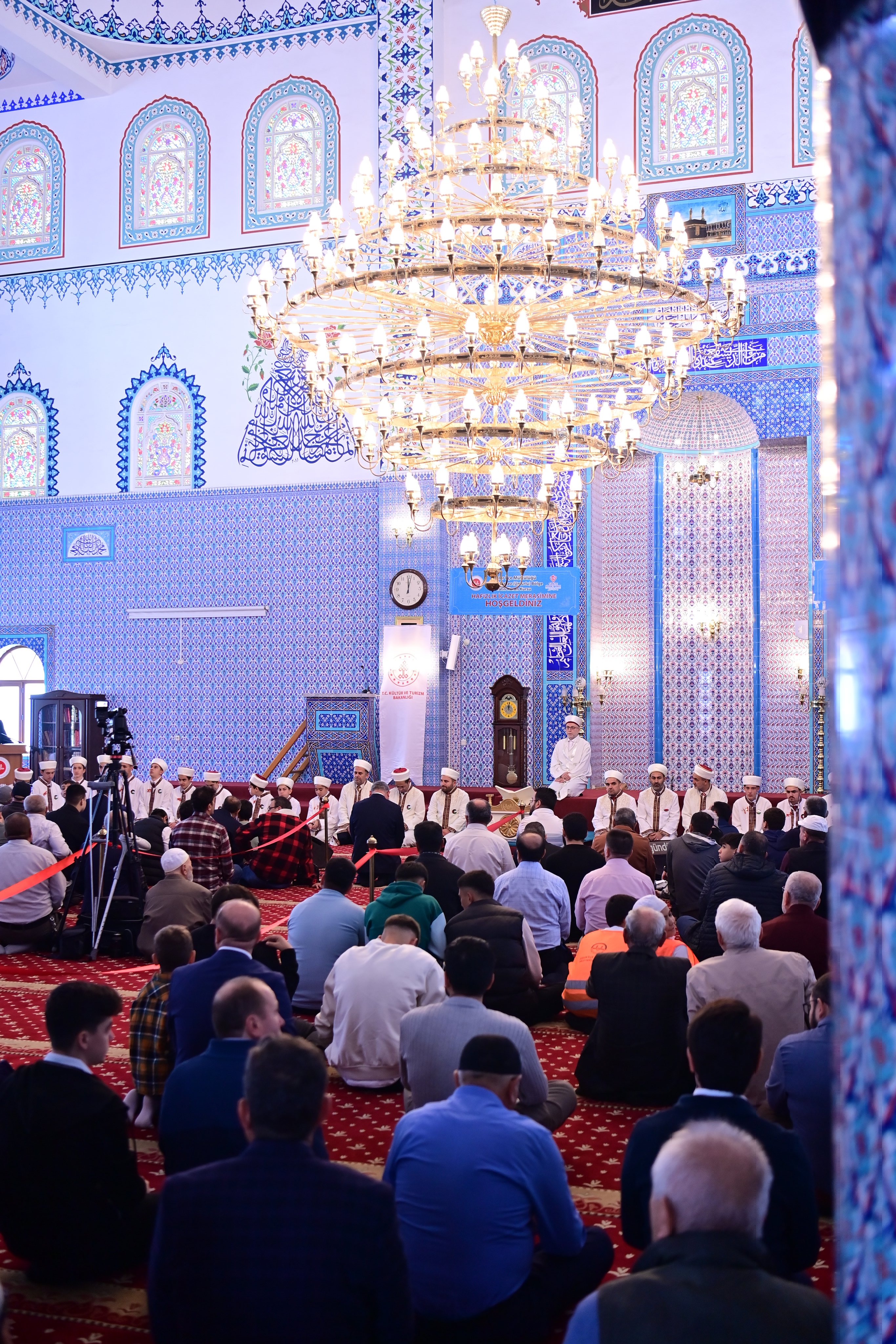 Aydinda Ogrencilerin Hafizlik Gururu 26 Ogrenci Icazet Belgelerini Aldi 609418 23Dabf429C51Afe65A3Decc38E1C3194