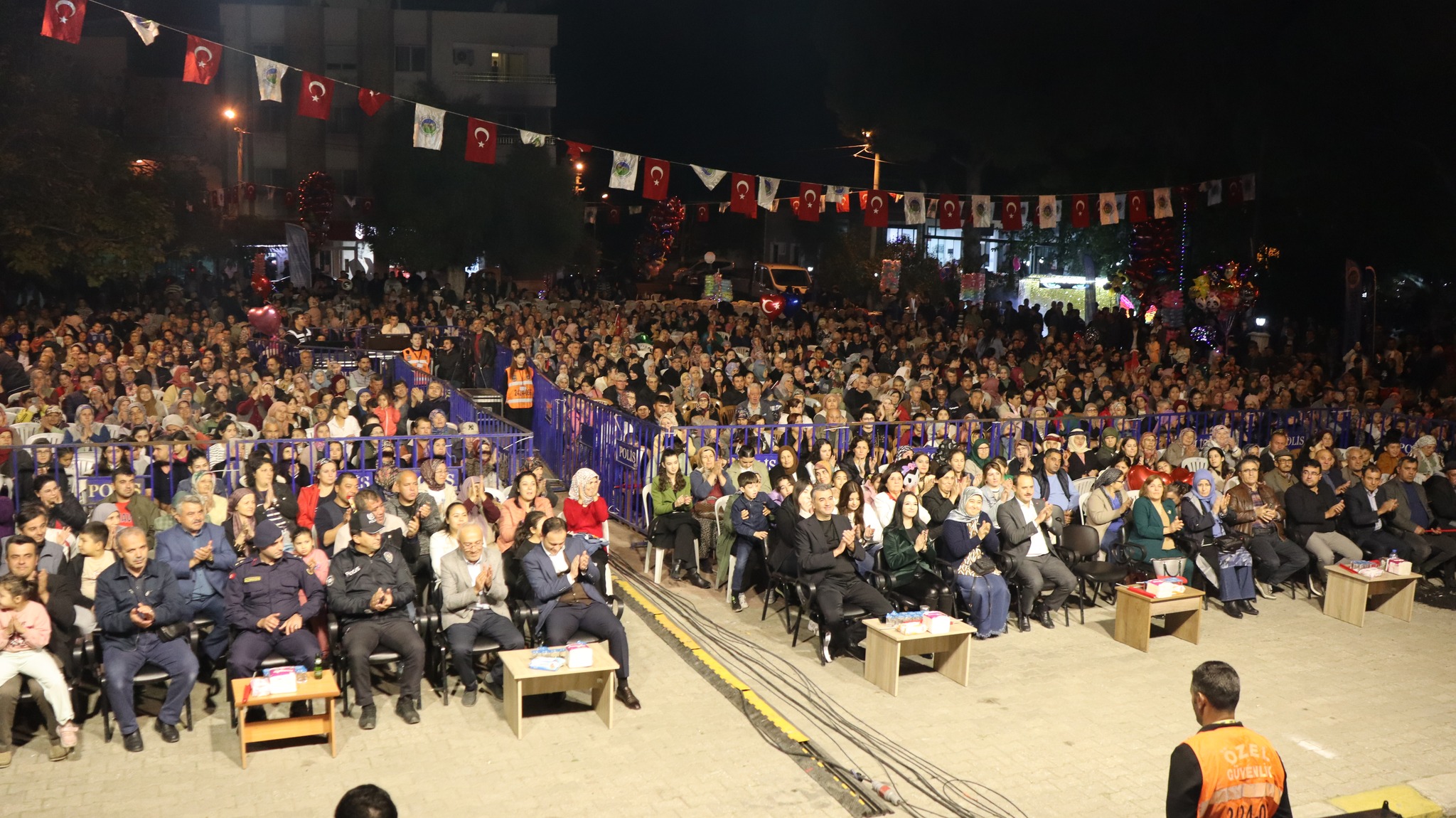 Aydinda Zara Ruzgari 610863 4C0A117014614483Ef7F9A9A642F854B