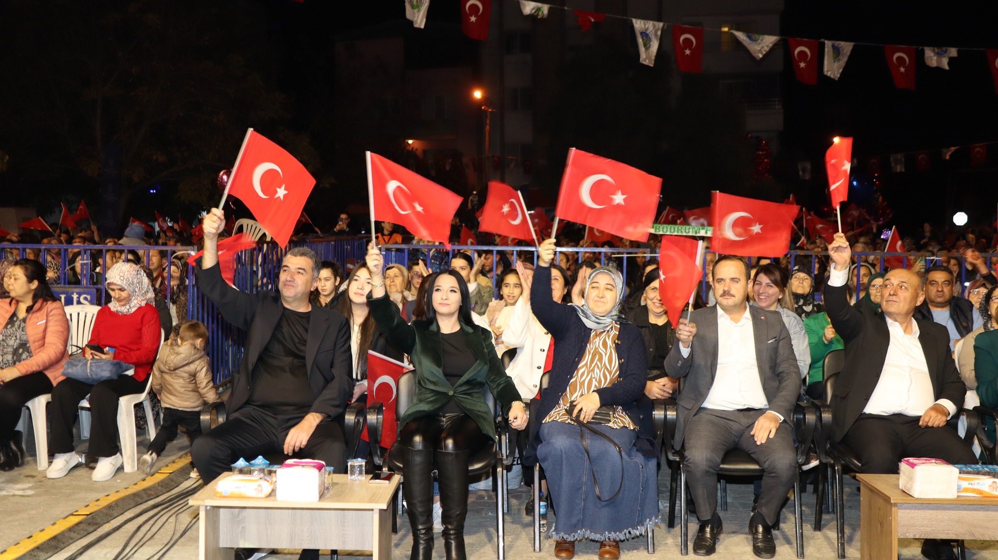 Aydinda Zara Ruzgari 610863 Fc16A042B67Dce53E54Addcf8F2Db101