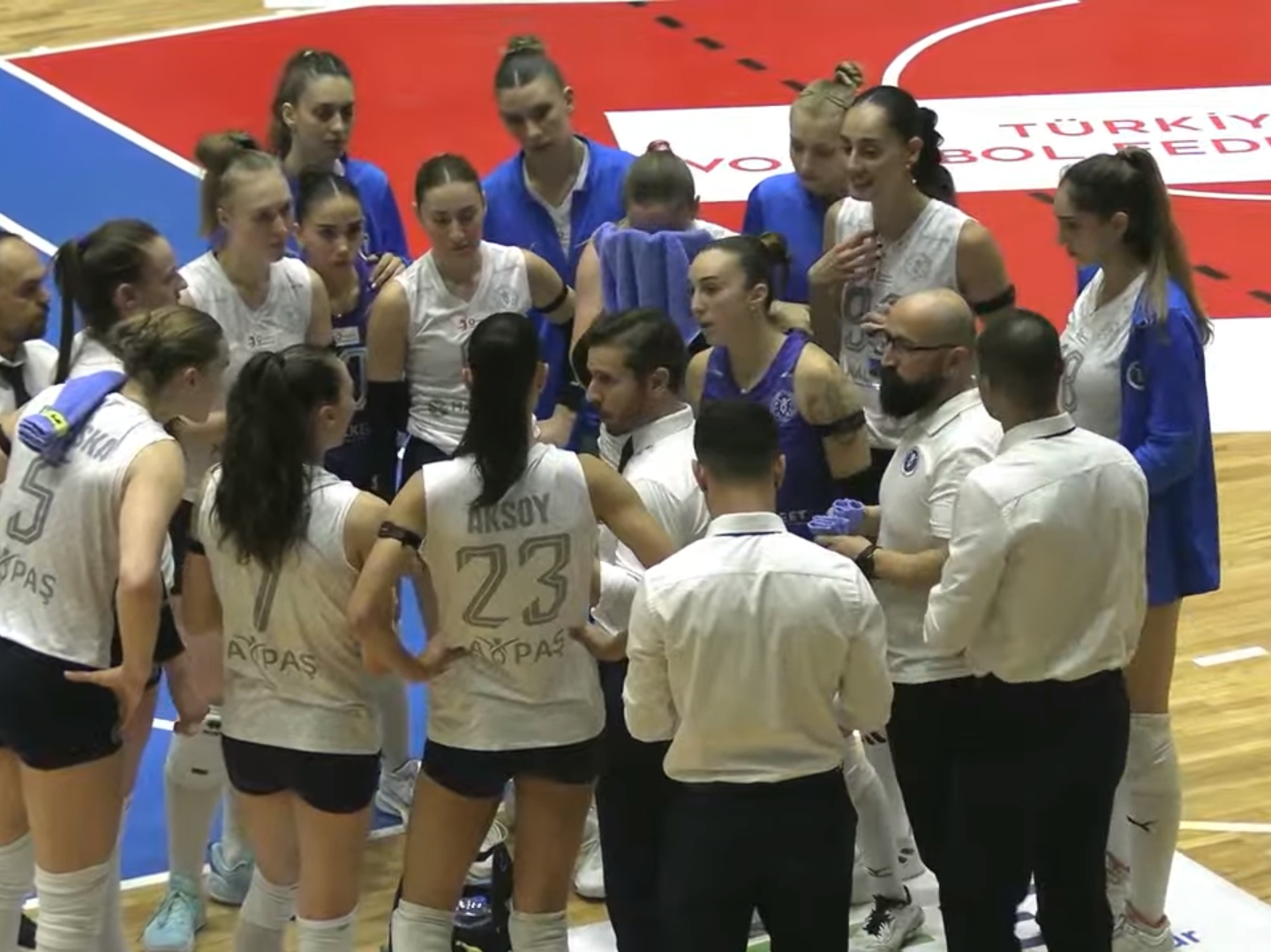 Aydinin Sultanlari Siftah Yapti 608731 3B2C0D6B462C2A0693De73644E22Cf89