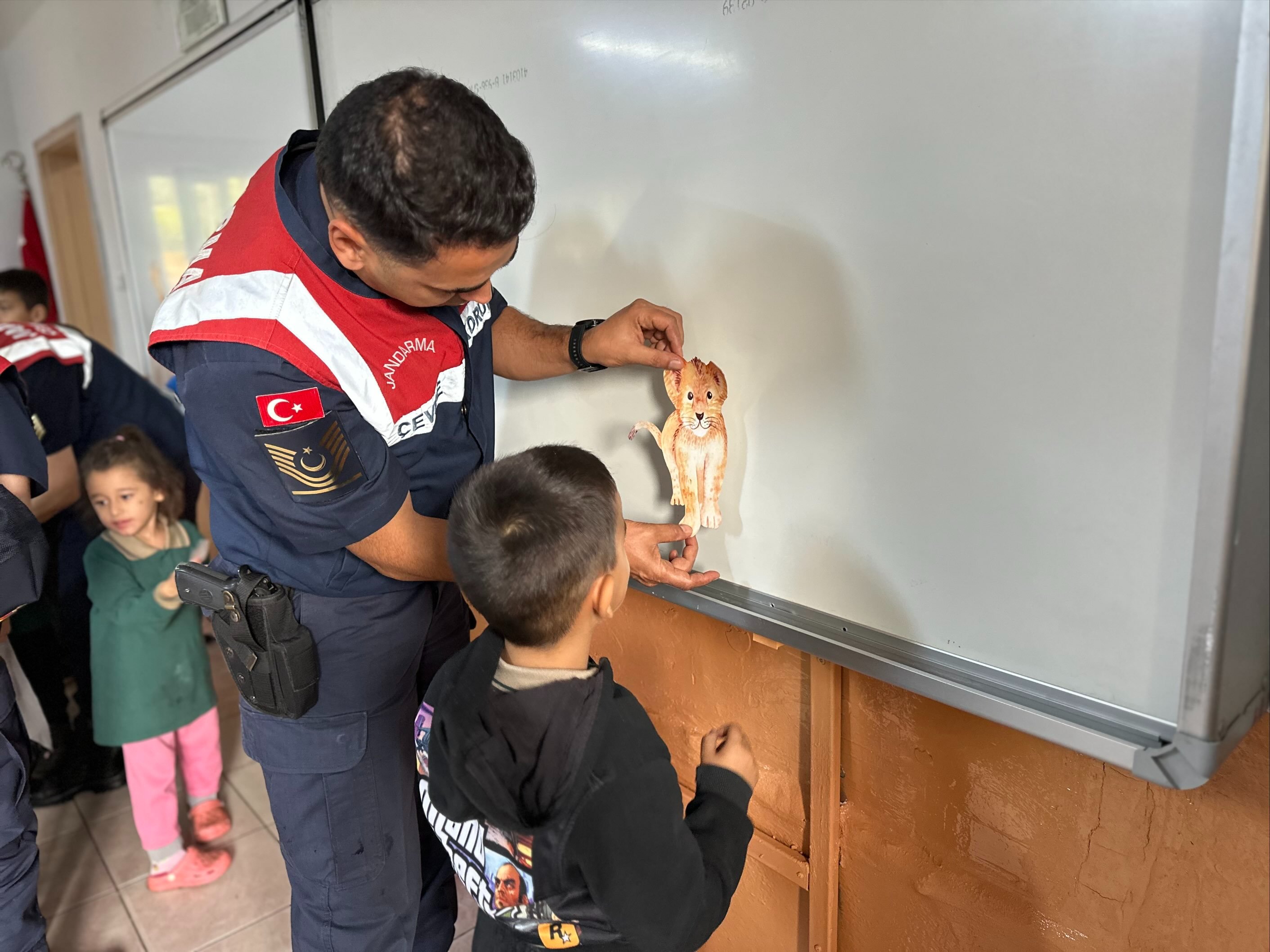 Aydinli Miniklere Doga Ve Hayvan Sevgisi Asilandi 604995 F49C423E8751Bfdcfbd0604F45A8Dede