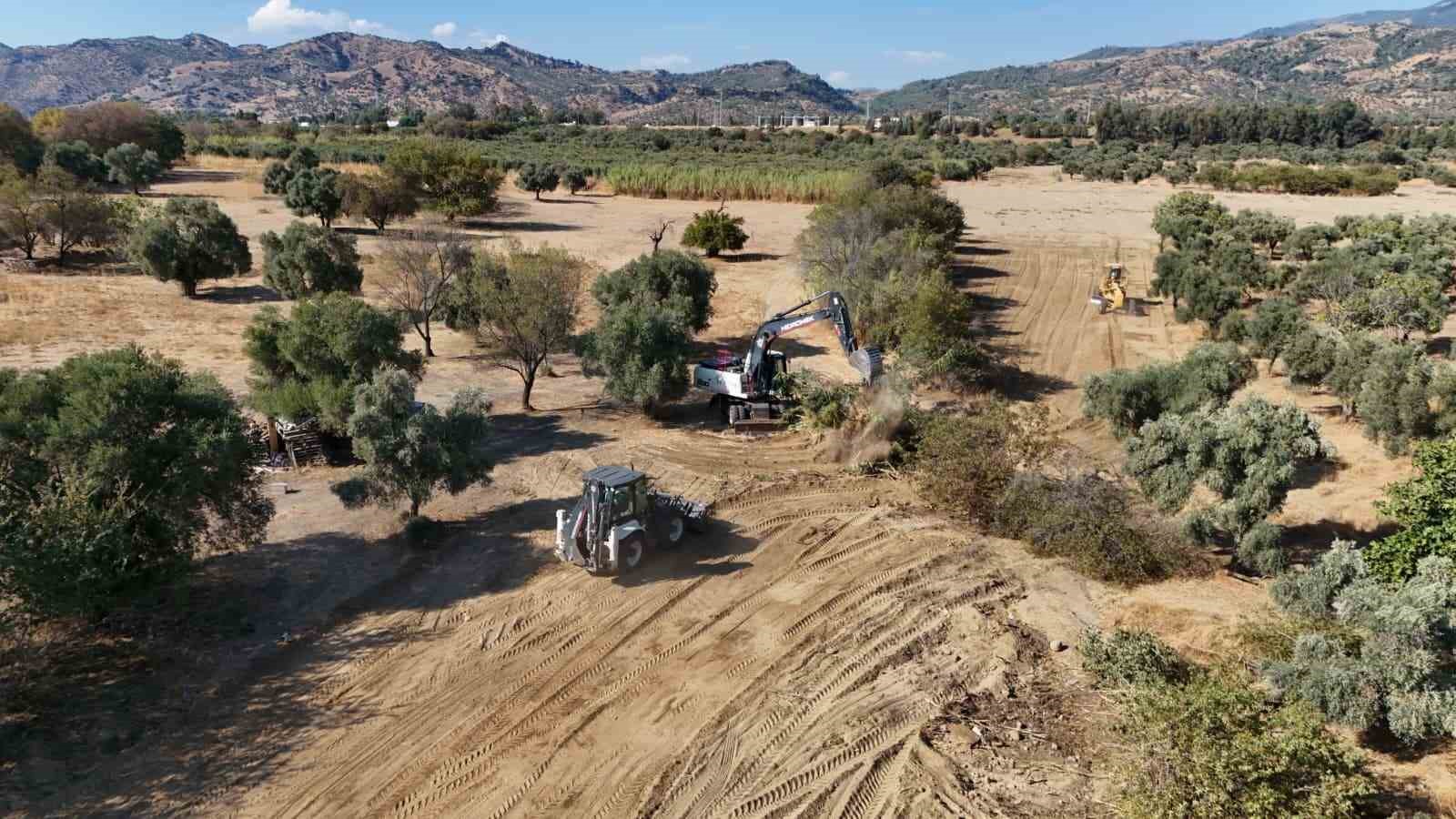 Baskan Cercioglu Aydinin Ulasim Agini Guclendiriyor 640Bc6B0C3B573864E52932Aceb6Bd8D