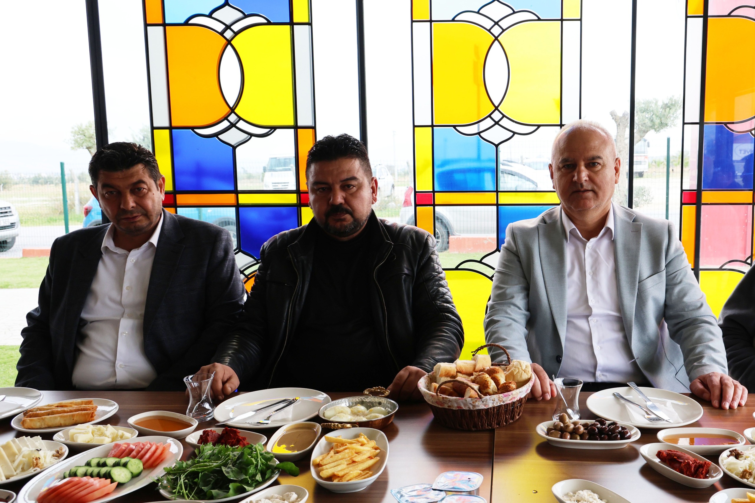 Baskan Kivrak Muhtarlarla Bulustu Tek Amacimiz Cineye En Iyi Hizmeti Sunmak 609050 8Ef02Ab24Ac5Dfff45Ed235306Ed9150