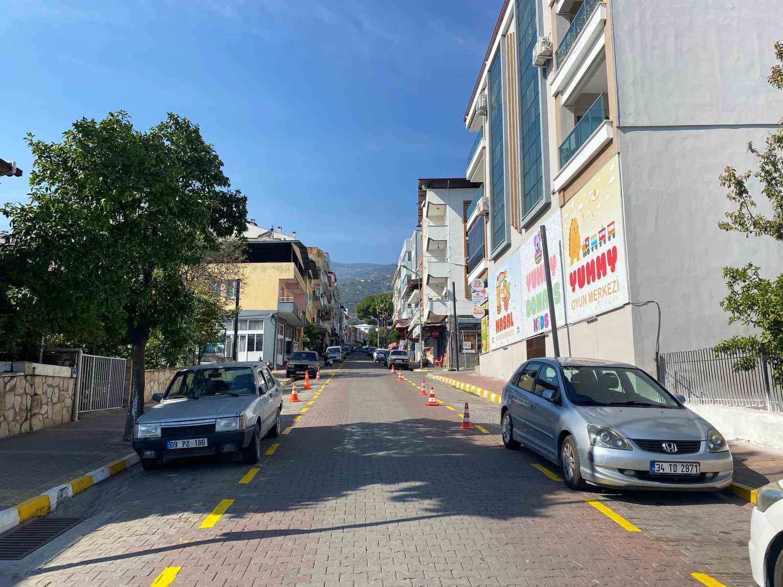 Bozdogandaki Semt Pazarinda Duzenleme Yapildi 8A0D329Ad369346D41Cb0514Cae7D224