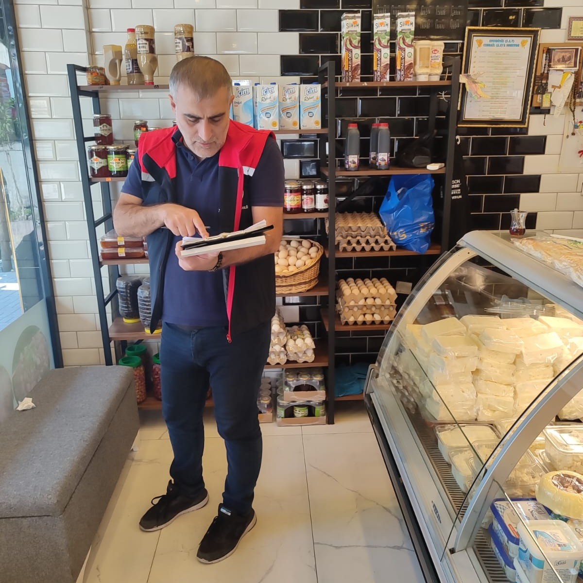 Buharkentte Gida Isletmelerine Siki Denetim Ced4D2Eb6E93D77B652E10E33D6635C7