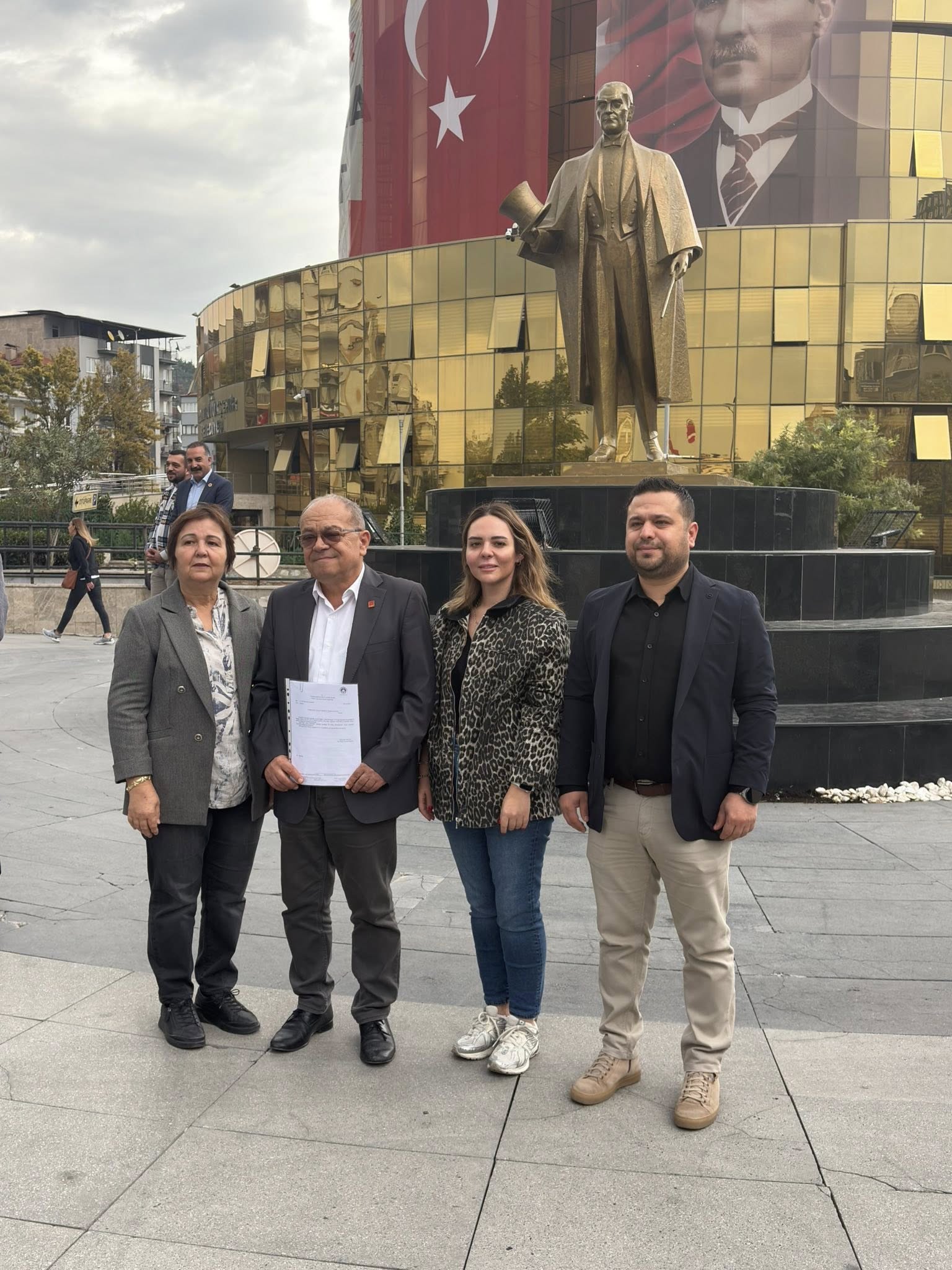 Chpli Saatci Mazbatasini Aldi 609040 1D174Dc4A92Ca012C5D76F2F3362279D