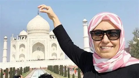 Cocuk Gelinlikten Profesorluge Azmin Ve Egitimin Gucu 608052 04966123Dc135D6Ba02039D9Cb1Fa883