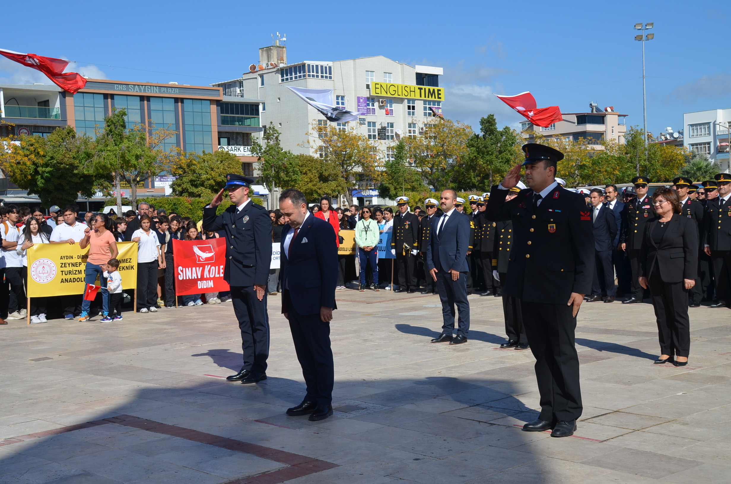 Didimde 29 Ekim Kutlamalari Celenk Toreniyle Basladi 610087 Bd59F750266Dfefd0A27B55C1597Dbd1