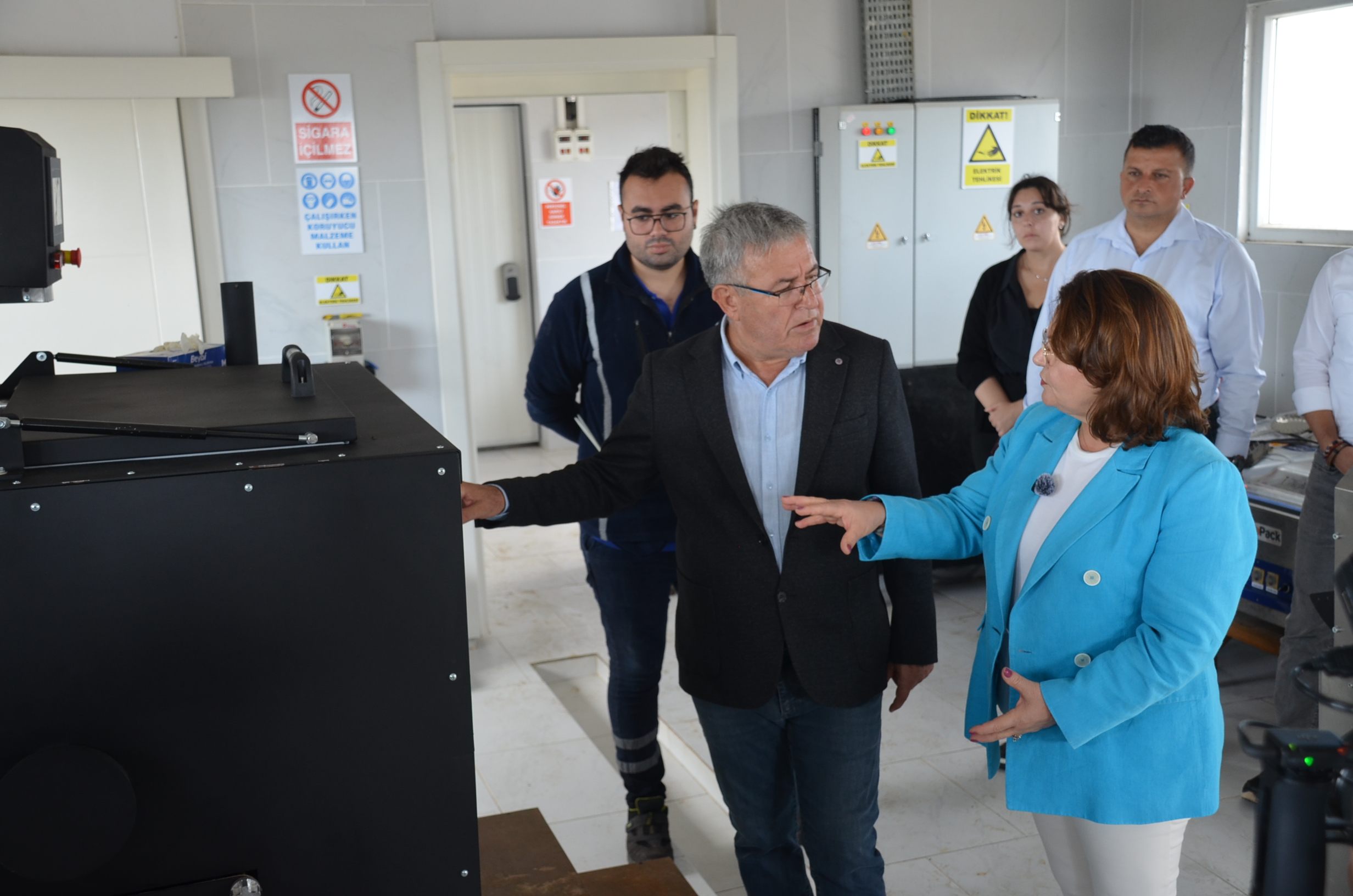 Didimde Atik Yiyecekler Sokak Hayvanlari Icin Mama Oluyor 604202 A369C344F04B7335Fb6161D2E914B497